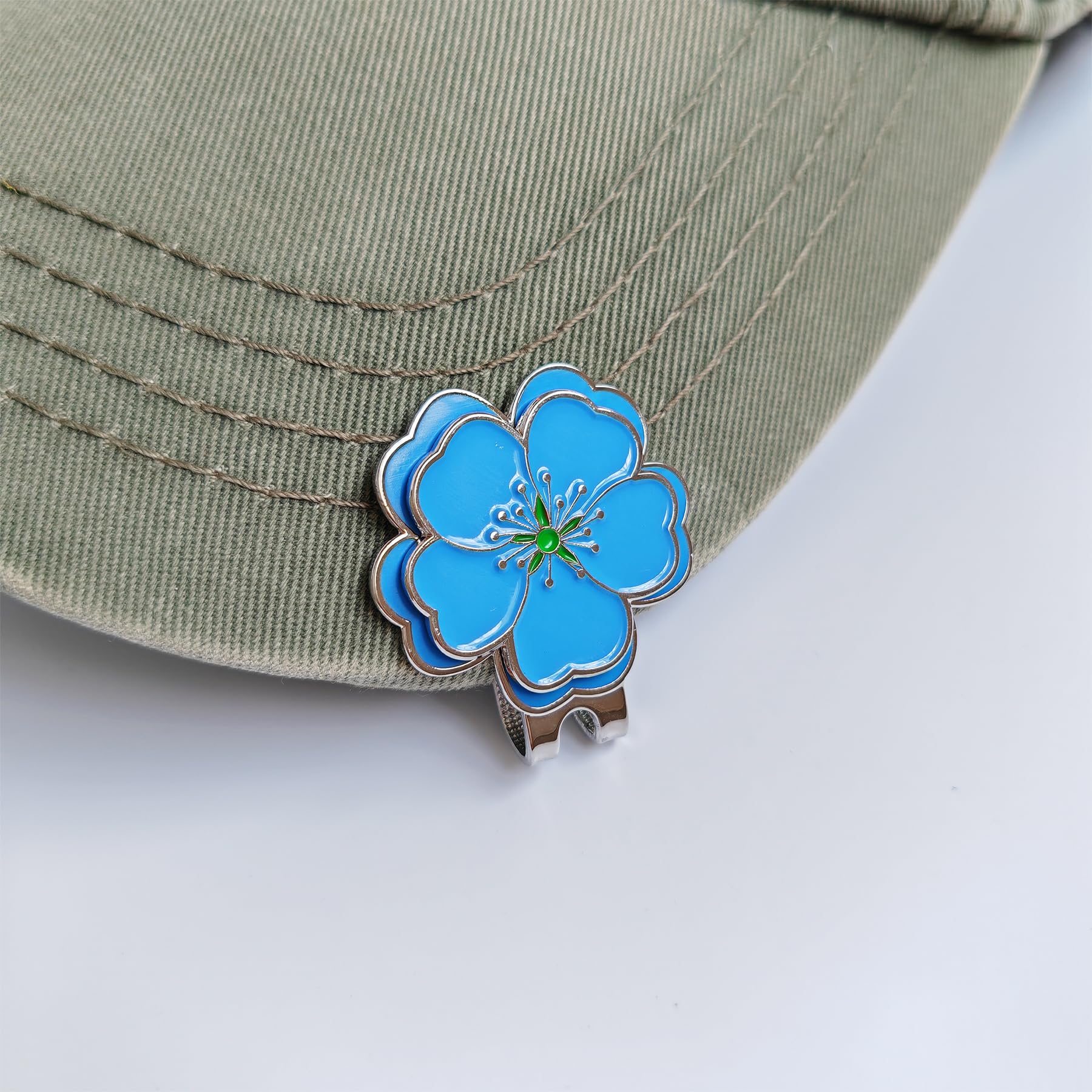 Eshan Marcador de pelota de golf y clip magnético para sombrero de golf, juego de clips de trébol de flores, marcadores de bolsa de golf, accesorios de regalo para mujeres