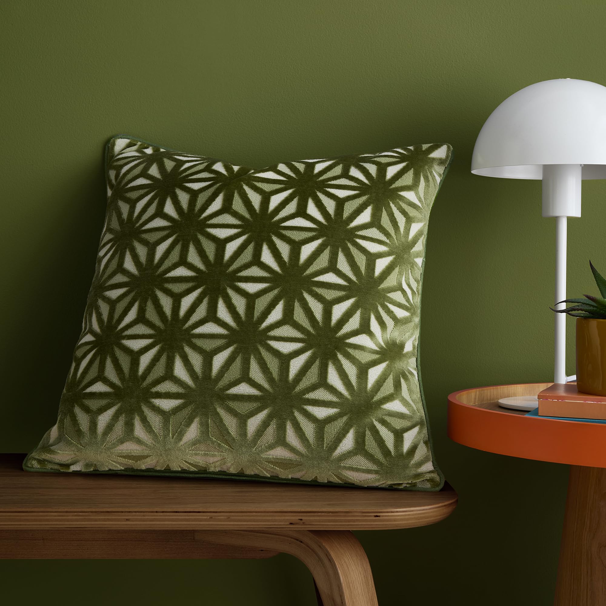Appletree Style Star Geo Velvet Cushion 43 x 43cm Green – Soft Velvet Decorative Design with Piped Edge, Includes Filled Pad