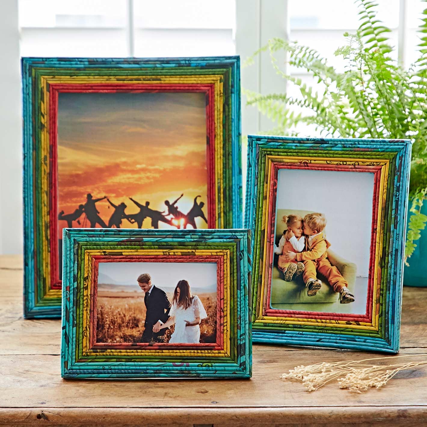 Paper High Blue/Green/Yellow/Red Recycled Newspaper Photo Frame | 6 X 4, 7 X 5 And 10 X 8 Inches | Sustainable Picture Frame | Handmade Colourful Frames | Fair Trade Gifts (, To Fit A 10X8 Photo)