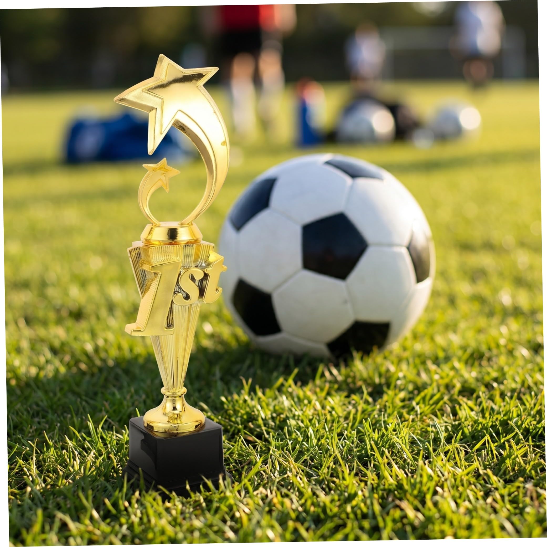 TOYANDONA 3 Stück Dreifach Siegerpokale Satz aus Kunststoff in Gold mit Spaßigem Design für Fußballturniere und Preisverleihungen als Attraktive Auszeichnung für Sportbegeisterte