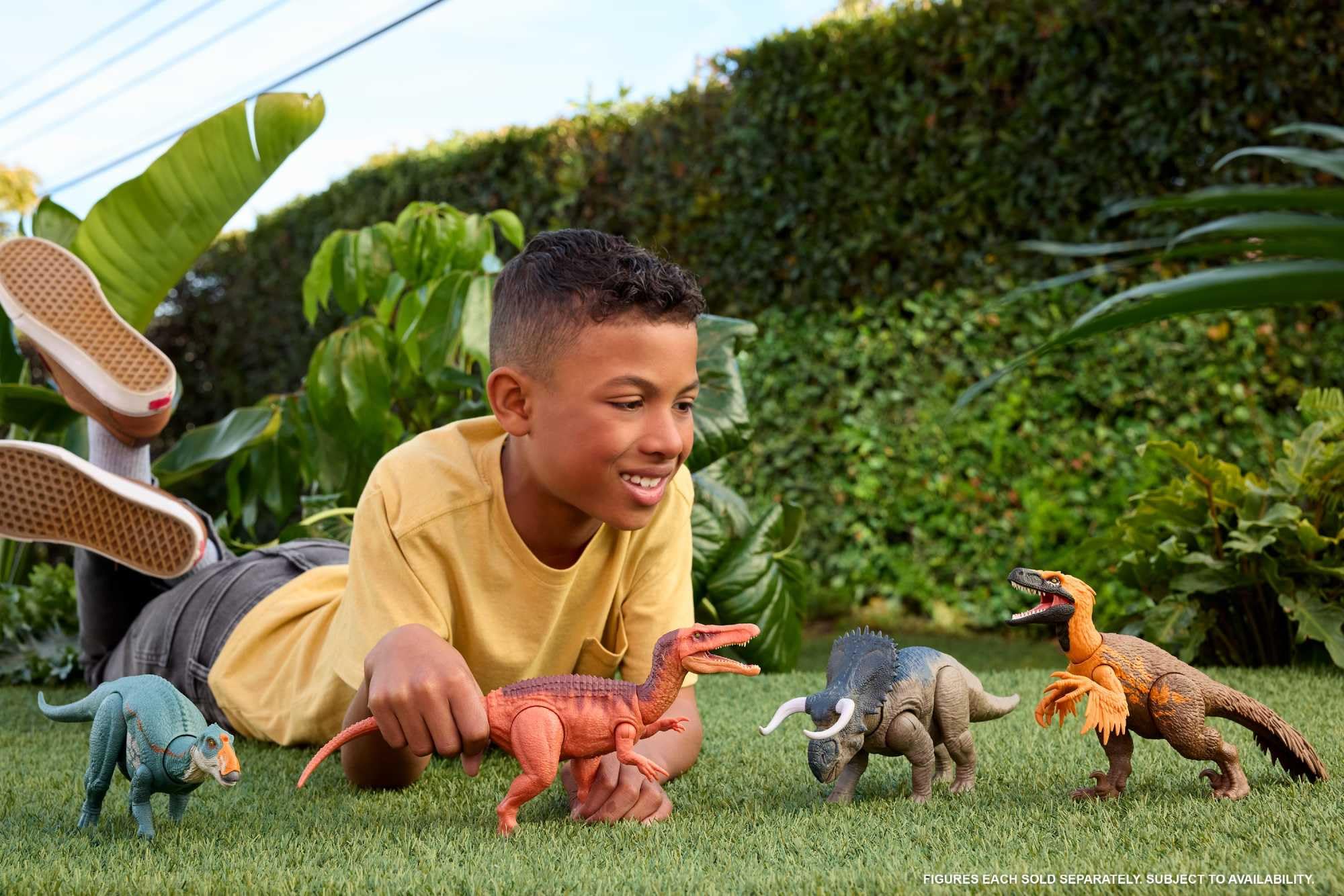 Mattel Jurassic World La Rinascinta Nasutoceratopo Ruggito Selvaggio, dinosauro giocattolo con attacco multidirezionale azionato con la coda e suoni, snodato, gioco digitale, JGC81