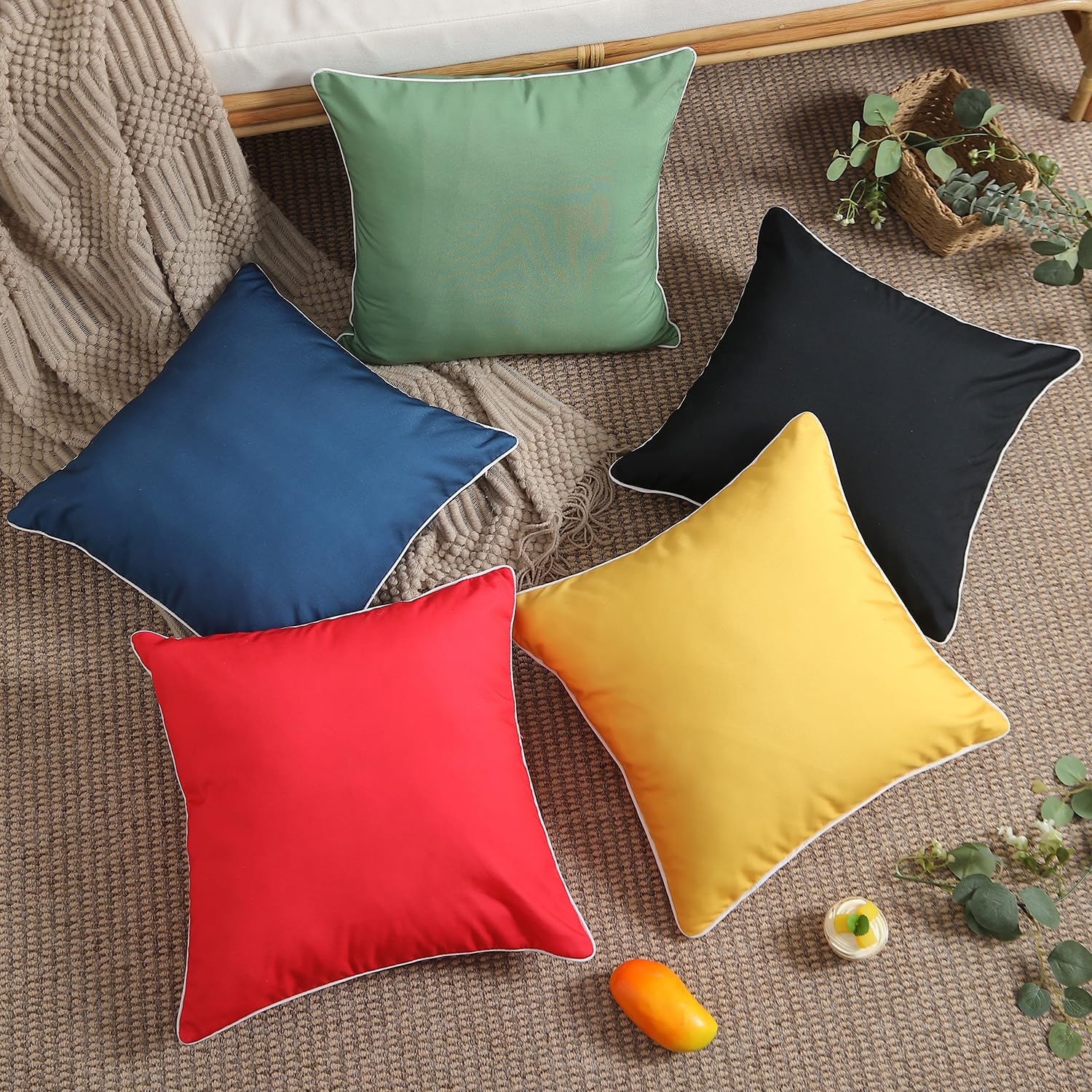 DFXSZ Outdoor Pillow Covers 20x20 Inch Set of 4 Square Pure Red Couch Outdoor Summer Waterproof Pillow Covers Decor for Patio Funiture Garden Sofa FS024E20