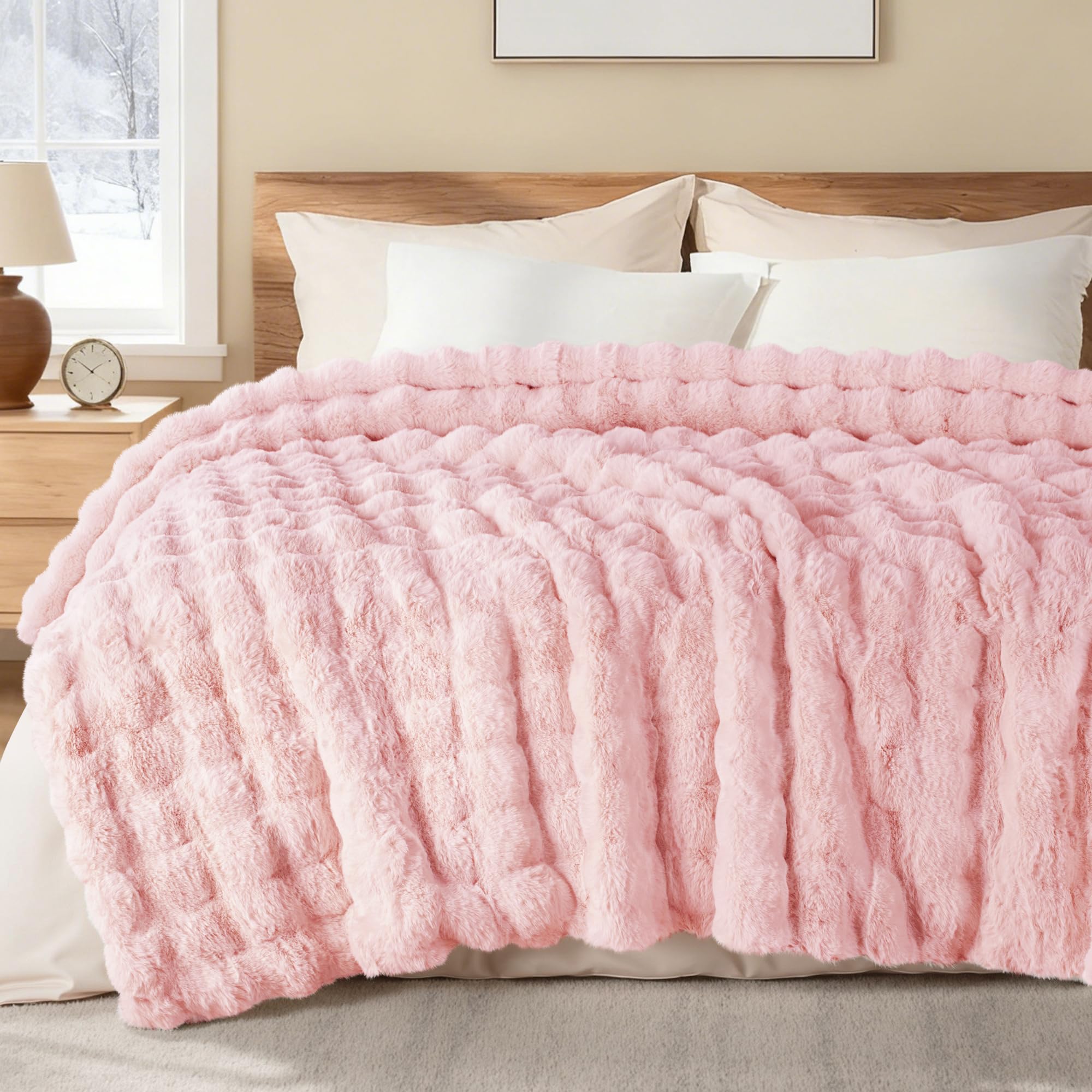Exclusivo Mezcla Faux Fur Double Blanket for Bed, Soft 3D Bubble Blanket — image 1