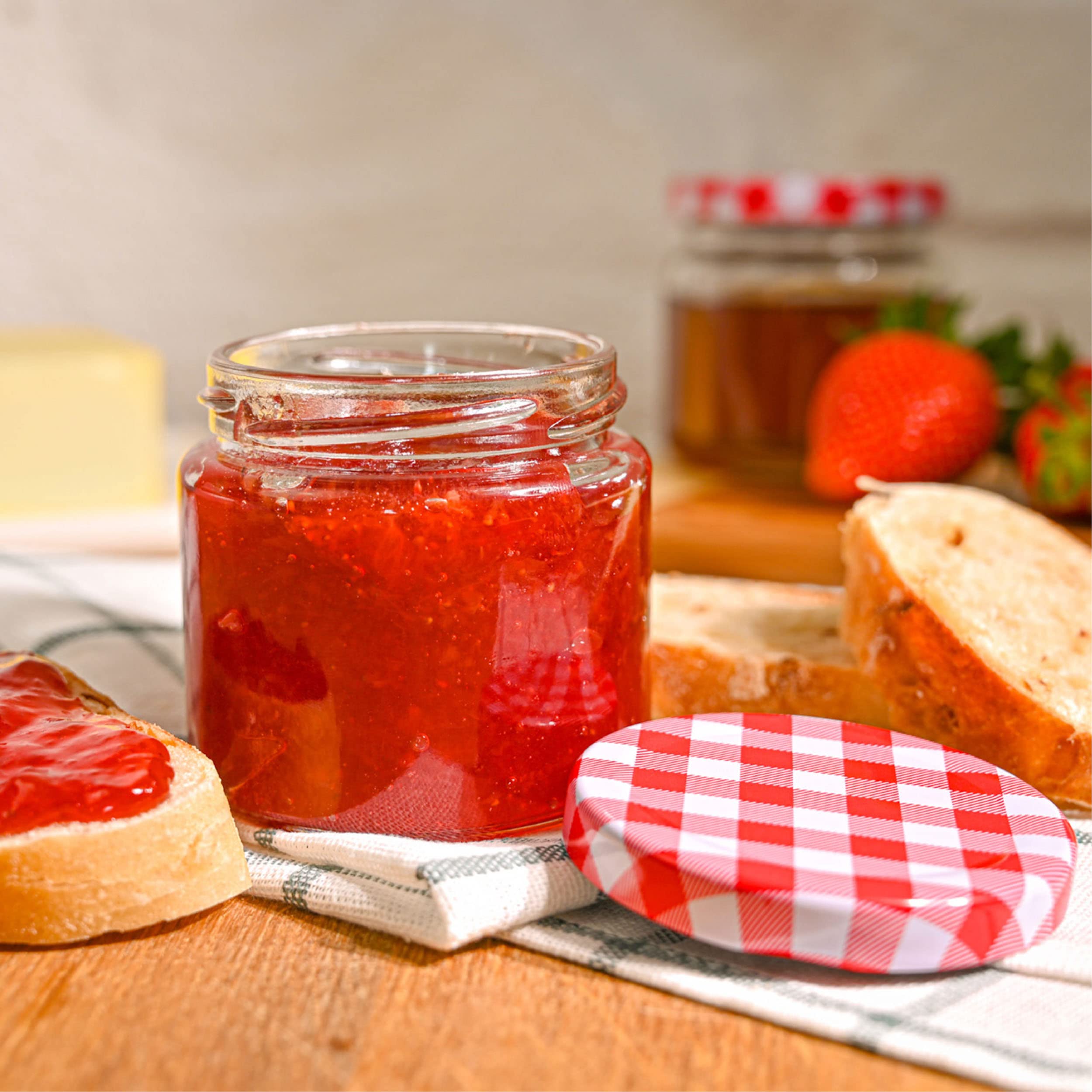 Praknu Lot de 25 Pots à Confiture en Verre 125 ml – Hermétiques – Avec Étiquettes et Marqueur – Bocaux en Verre pour Conserves – Lavables au Lave Vaisselle – Petits Pots à Confiture Vides
