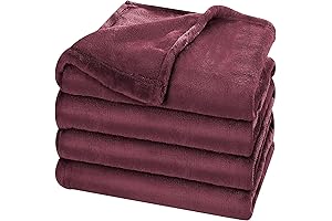 Cozy Maroon Fleece Blanket for Super Soft and Comfortable Snuggles