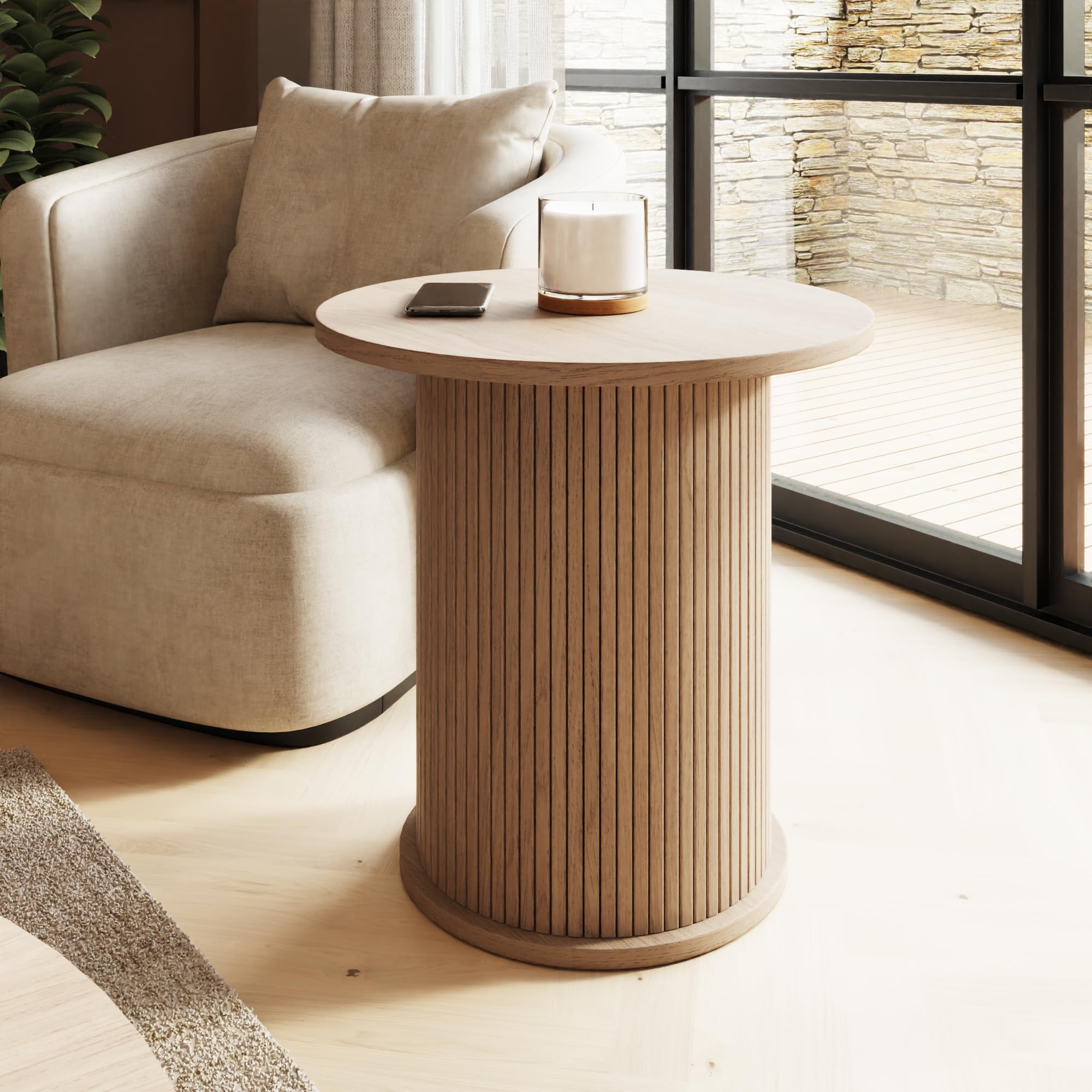 GFW Omari Side Table with Slatted Base, Oak Effect Round End Table, Modern Scandinavian Accent Table for Living Room or Bedroom