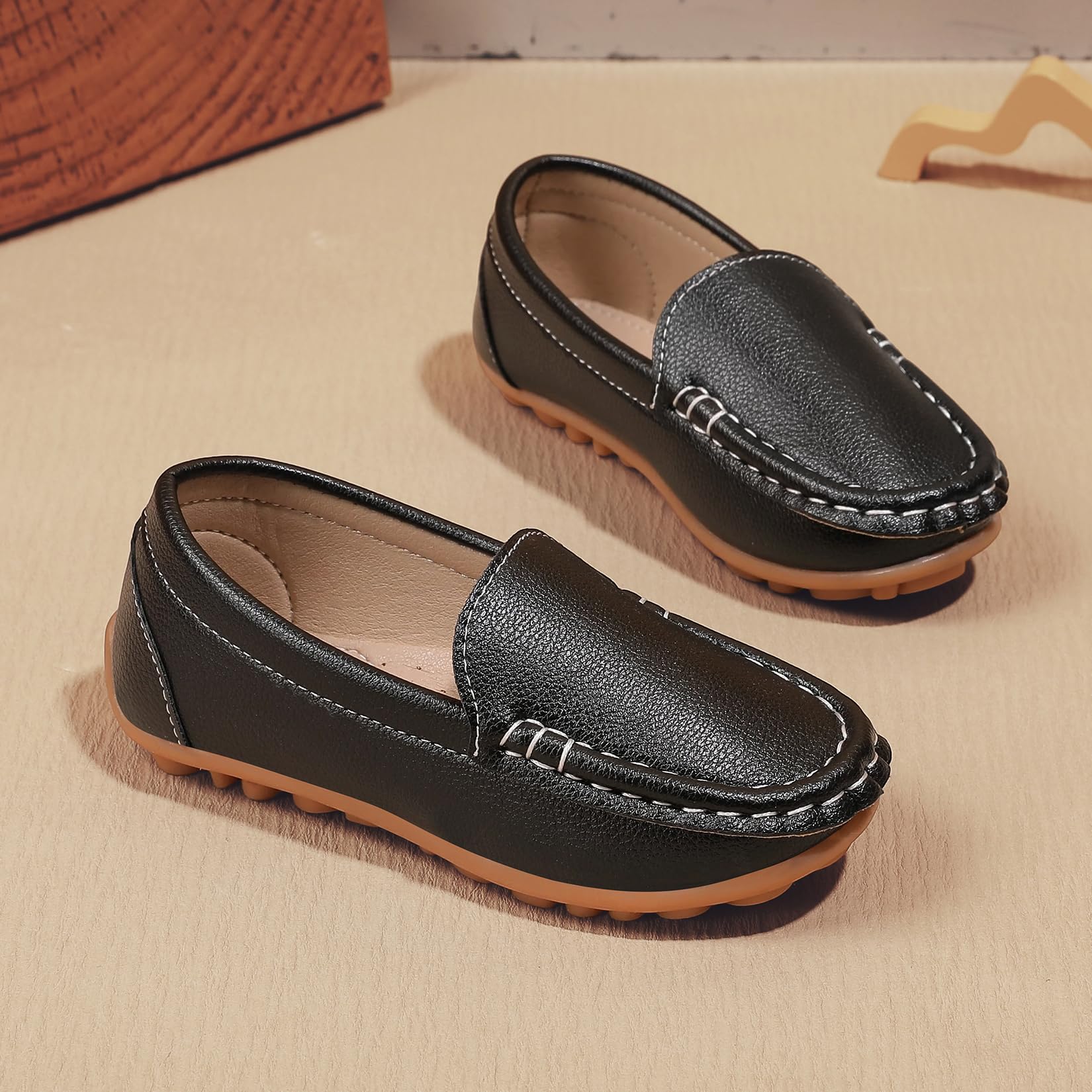 Mocassins pour Enfant PU Cuir Bateau Chaussures Garçon Mode Oxford Chaussures Fille Décontracté Confortable Mocassin Plate Loafers
