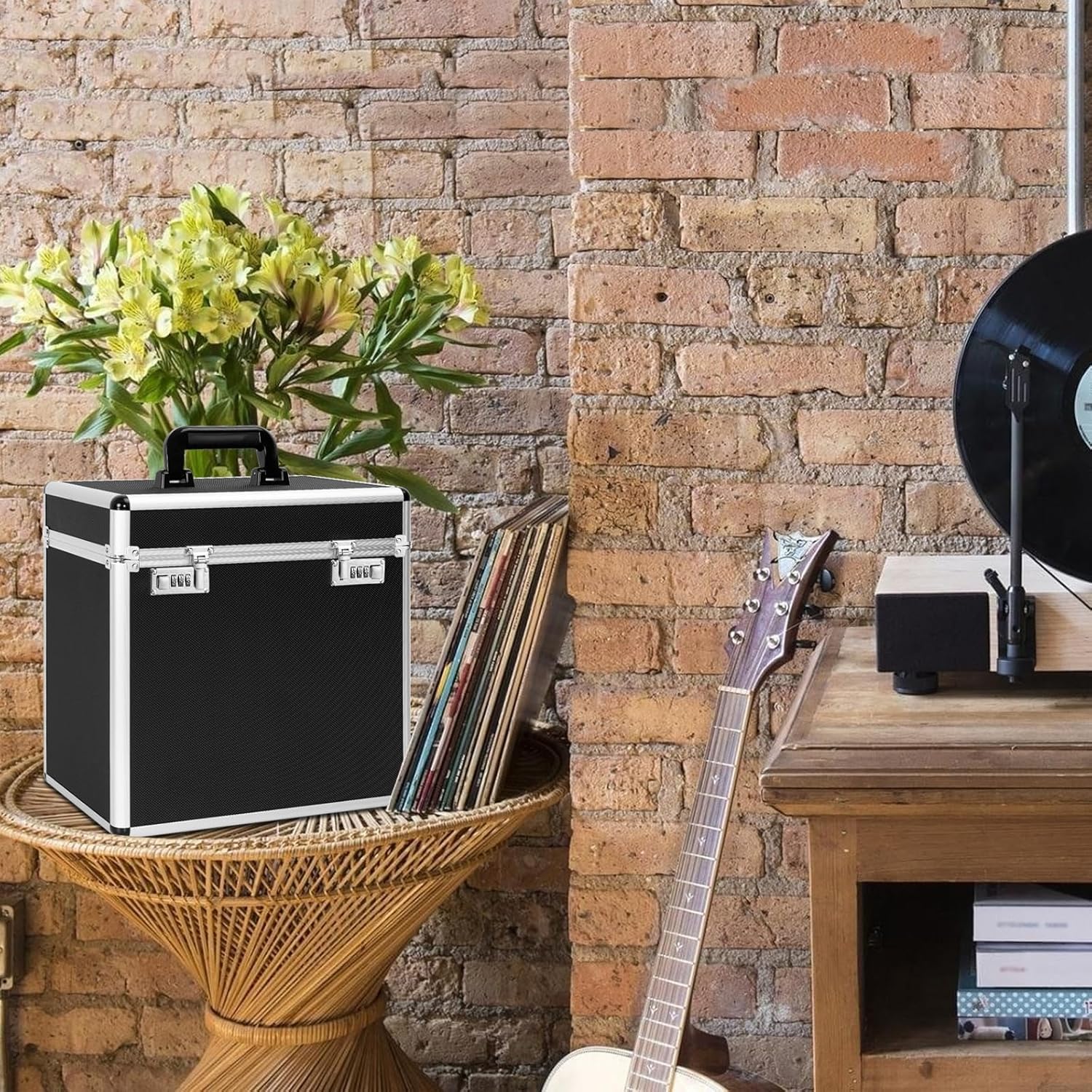 OUTMEE Valigetta in vinile per circa 50 LPs, design in lega di alluminio, nera, 340x365x205 mm