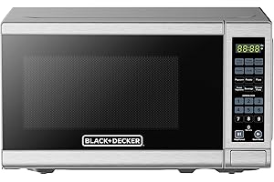 BLACK+DECKER 0.7 Cu. Ft. 700-Watt Compact Countertop Digital Microwave Oven