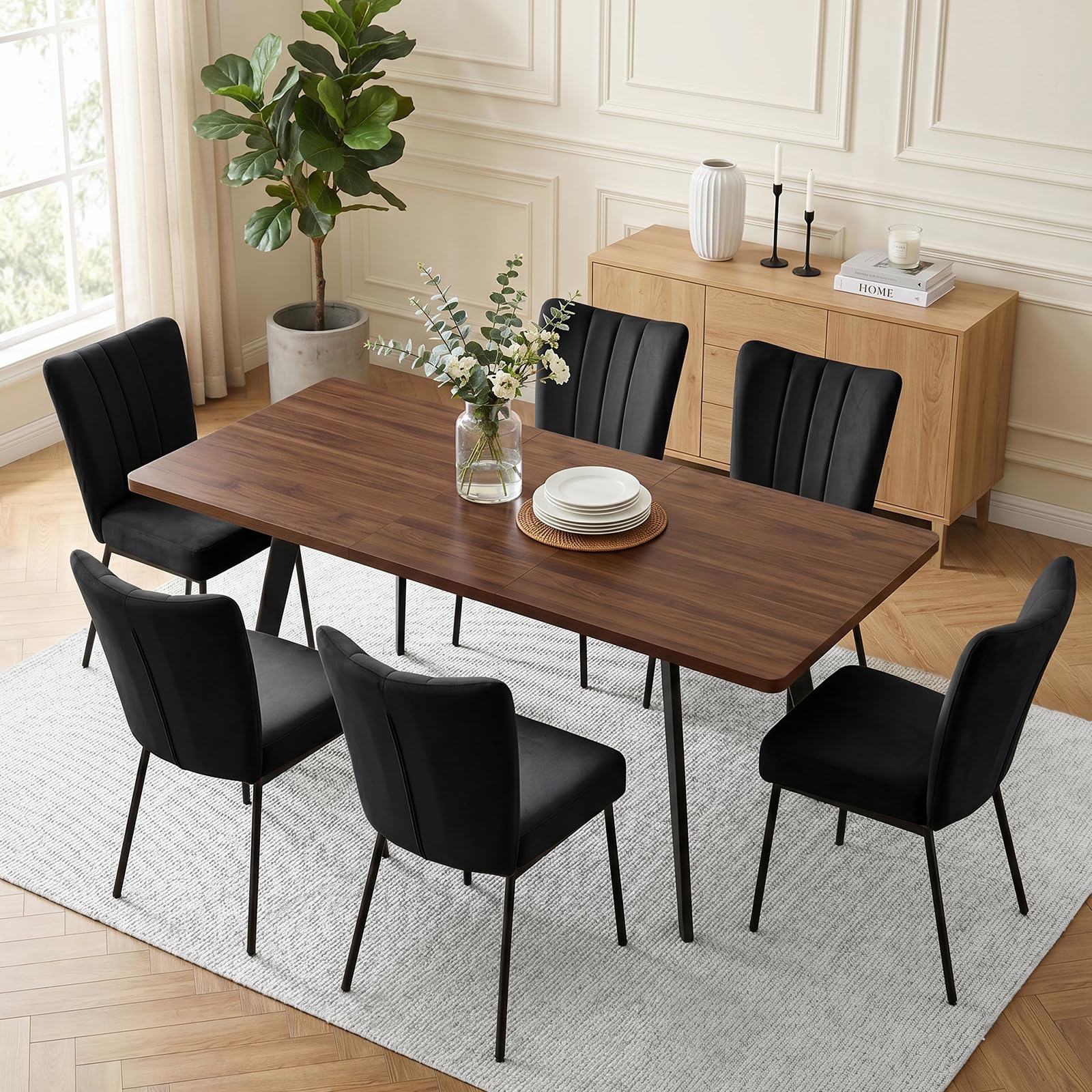 JIEXI Ausziehbares Esszimmer-Set mit 6 Stühlen, platzsparender Tisch aus MDF-Holz und stabilem Metallgestell, ideal für Esszimmer, Küche und Wohnungen – Tisch in Walnussoptik + schwarze Samtstühle