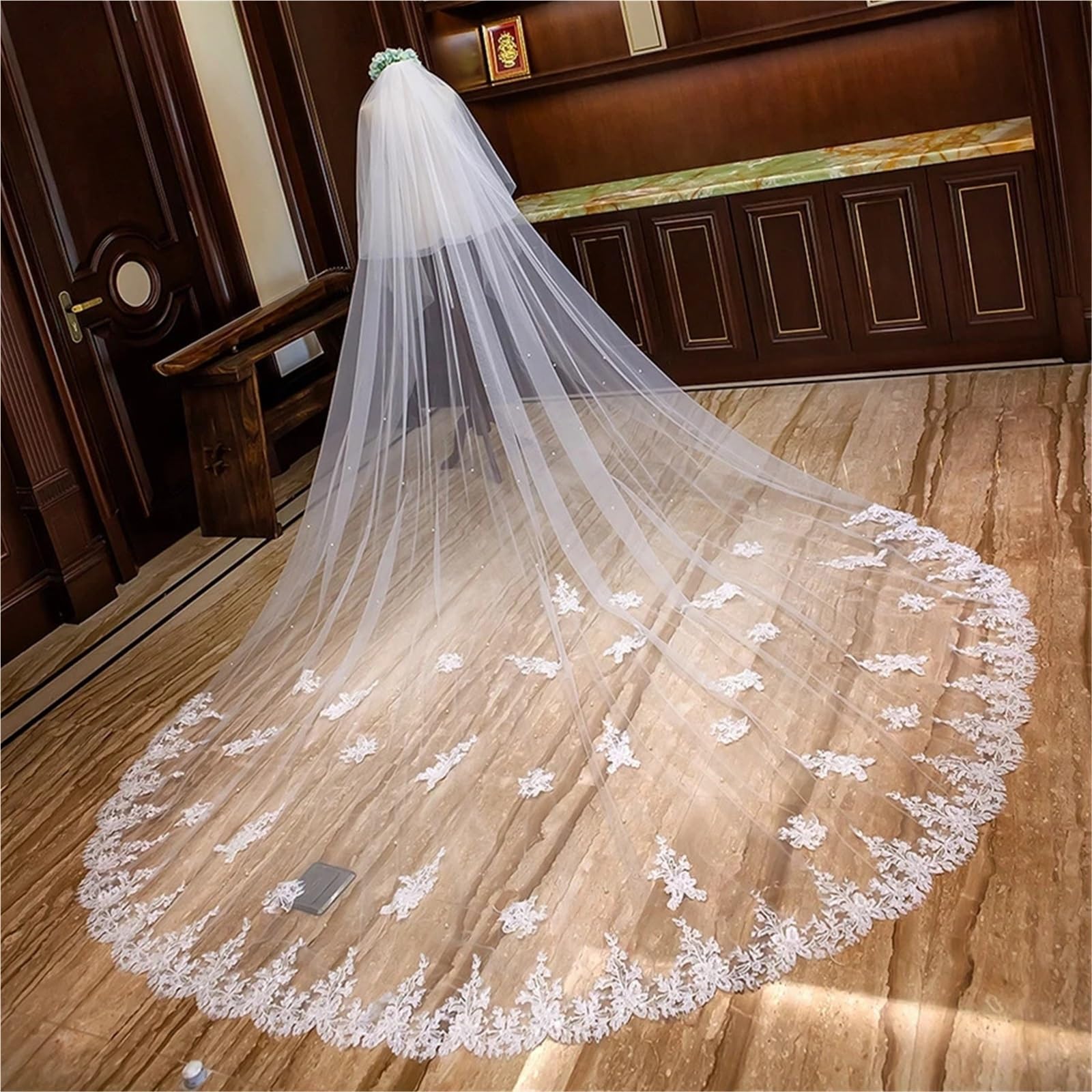 Generisch 3 Meter Brautschleier mit Spitzenapplikationen Kathedrale Hochzeitsschleier Elegante Braut Hochzeitsaccessoires