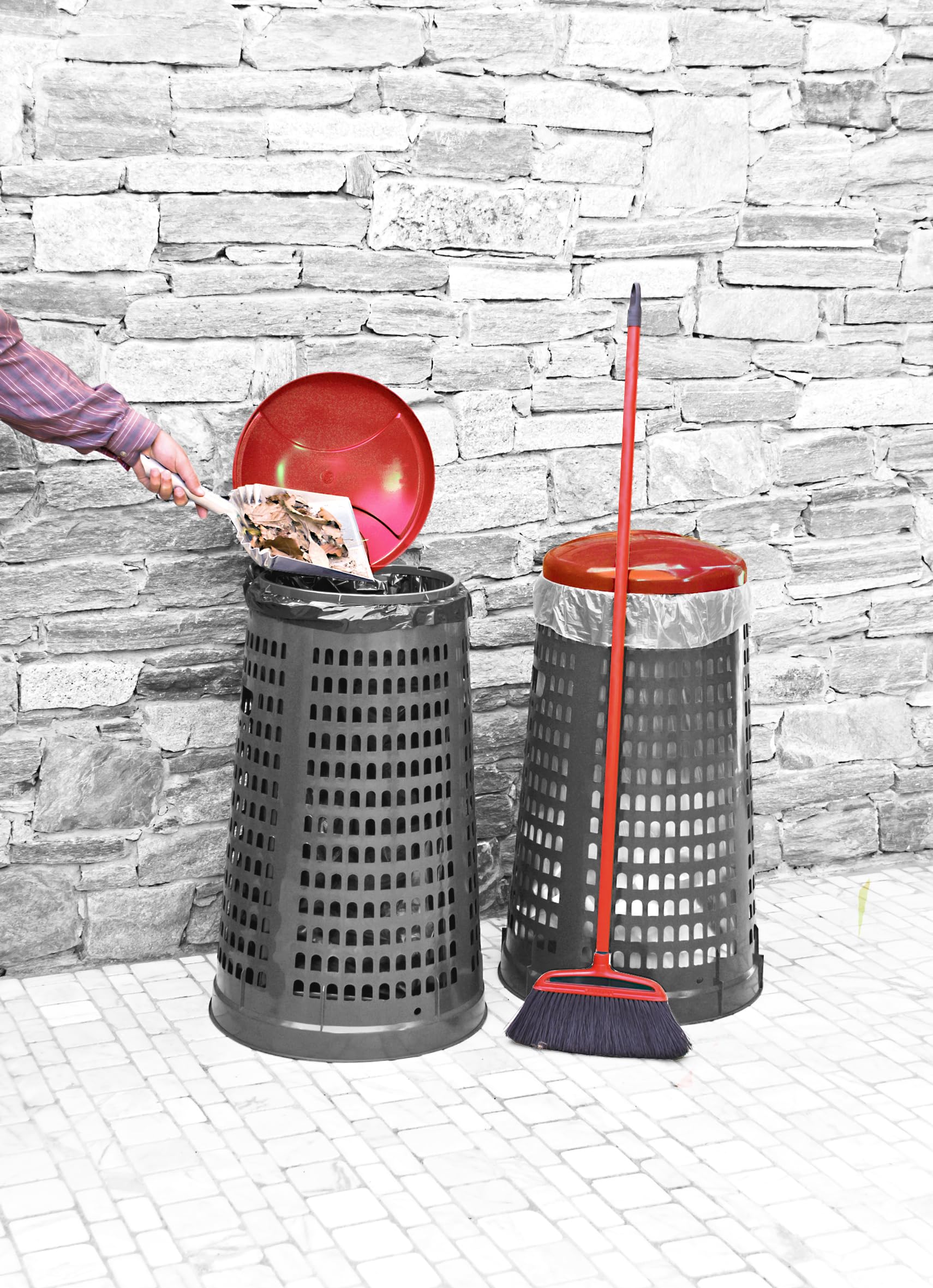 Mobil Plastic – Portasacco Trespolo 110 Litri per Raccolta Differenziata – Bidone Rifiuti con Coperchio – Plastica Resistente – Grigio con coperchio Rosso