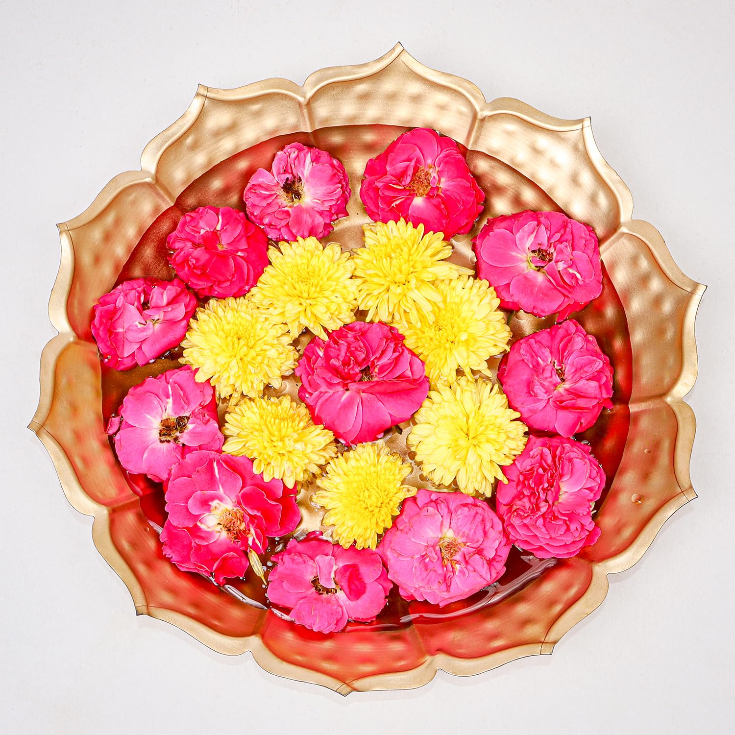 RAINHA Flower Urli Bowl Set for Home Decor, Festive and Pooja Decoration - Brass Bowl With Diyas, Traditional Decorative Items