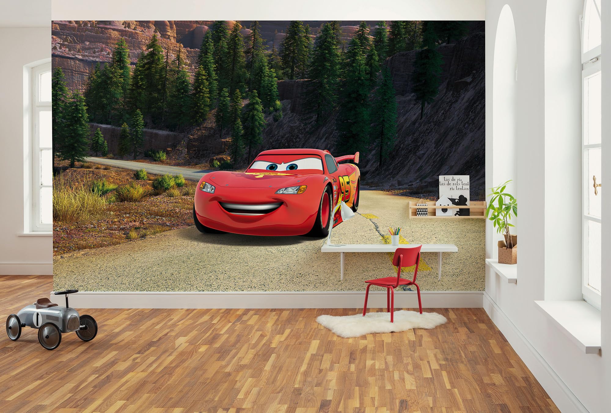 Komar Vlies Fototapete - Disney and Pixar Cars Every Road has a Story - Größe 400 x 250 cm