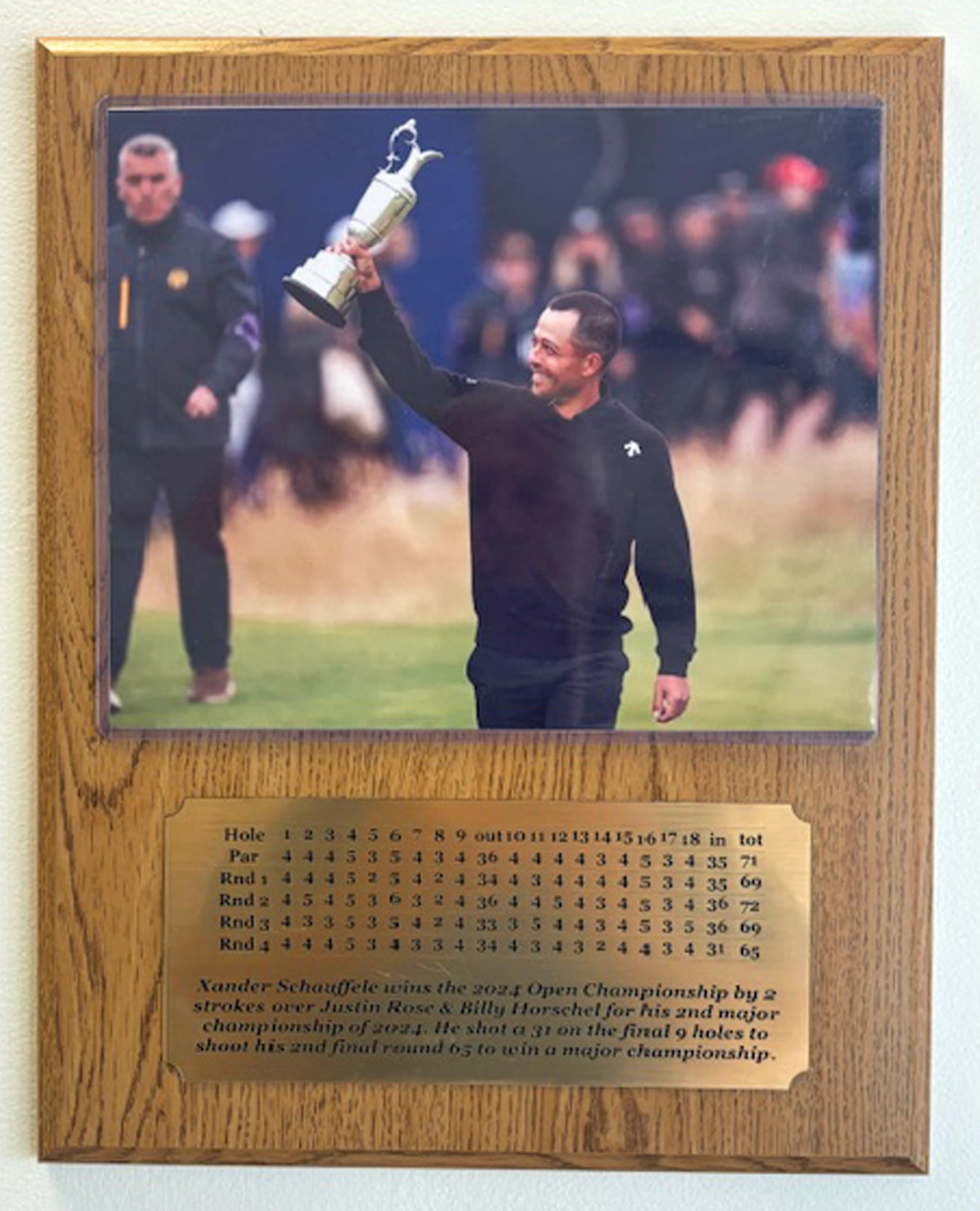 Generic Xander Schauffele 2024 Open Championship 8x10 Photo Plaque with engraved 4 day scorecard nameplate - optional plaque color (Oak)