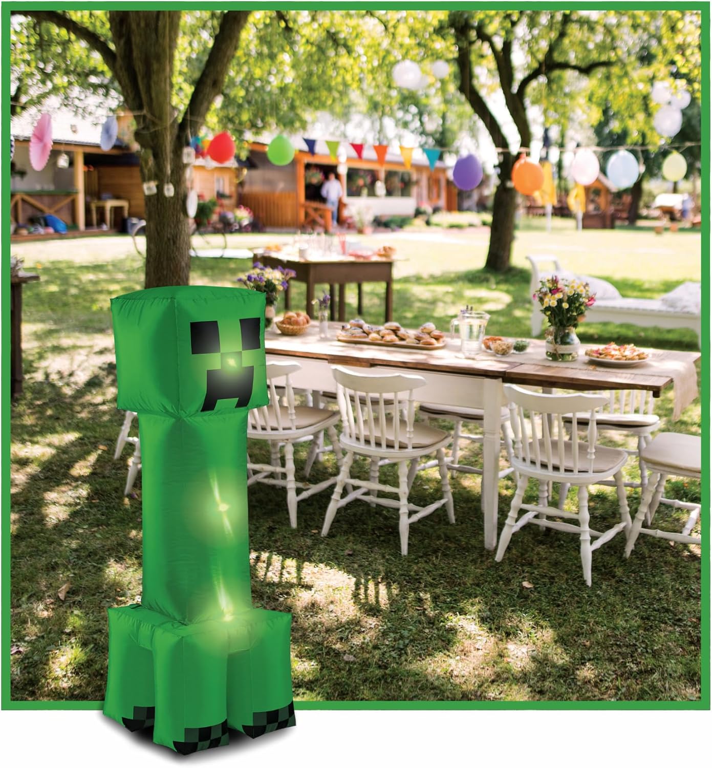 Minecraft Creeper Inflatable Lawn Decoration, Official Minecraft Party Decor, 4 Foot Inflating Creeper