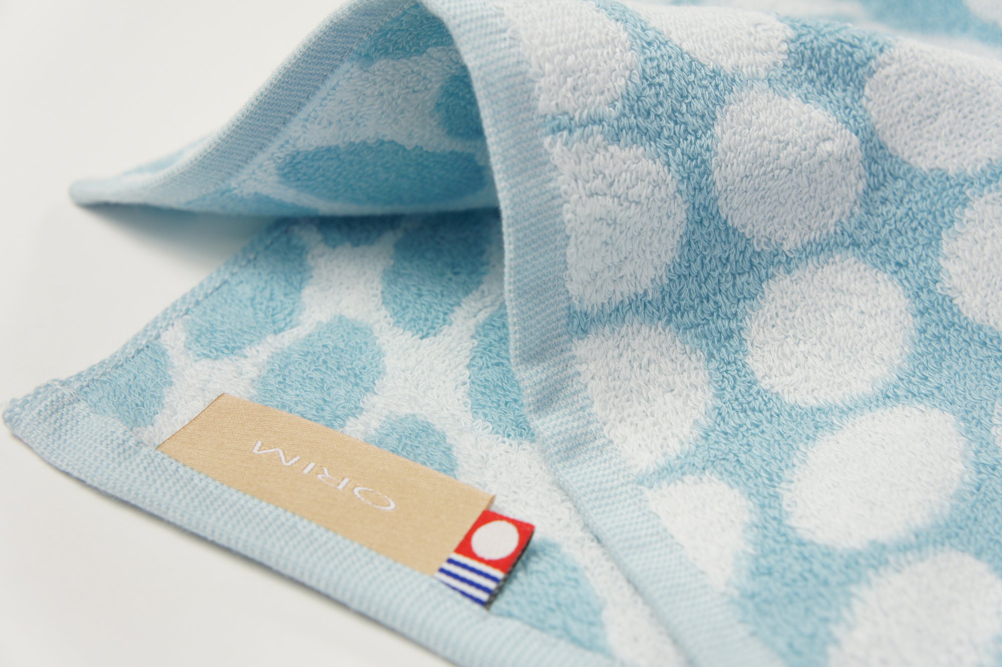 今治タオル フェイスタオル 日本製 バブル ポップ 水玉 ベージ バスタオル 今治「ポップカラー」バスタオル \u2013 バスグッズ専門店公式