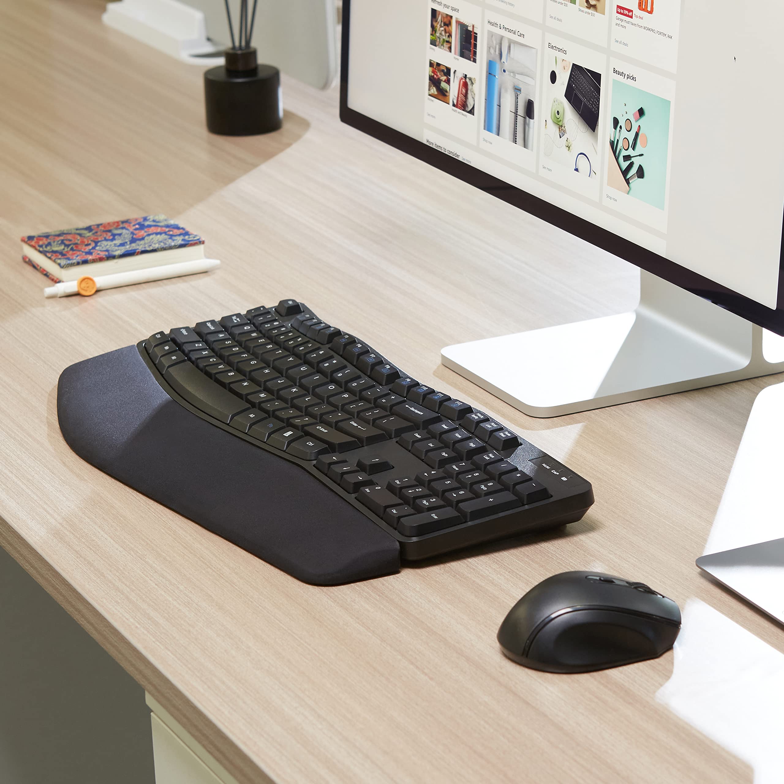 Amazon Basics Ensemble Clavier et Souris Ergonomique sans Fil - Disposition FR - Noir