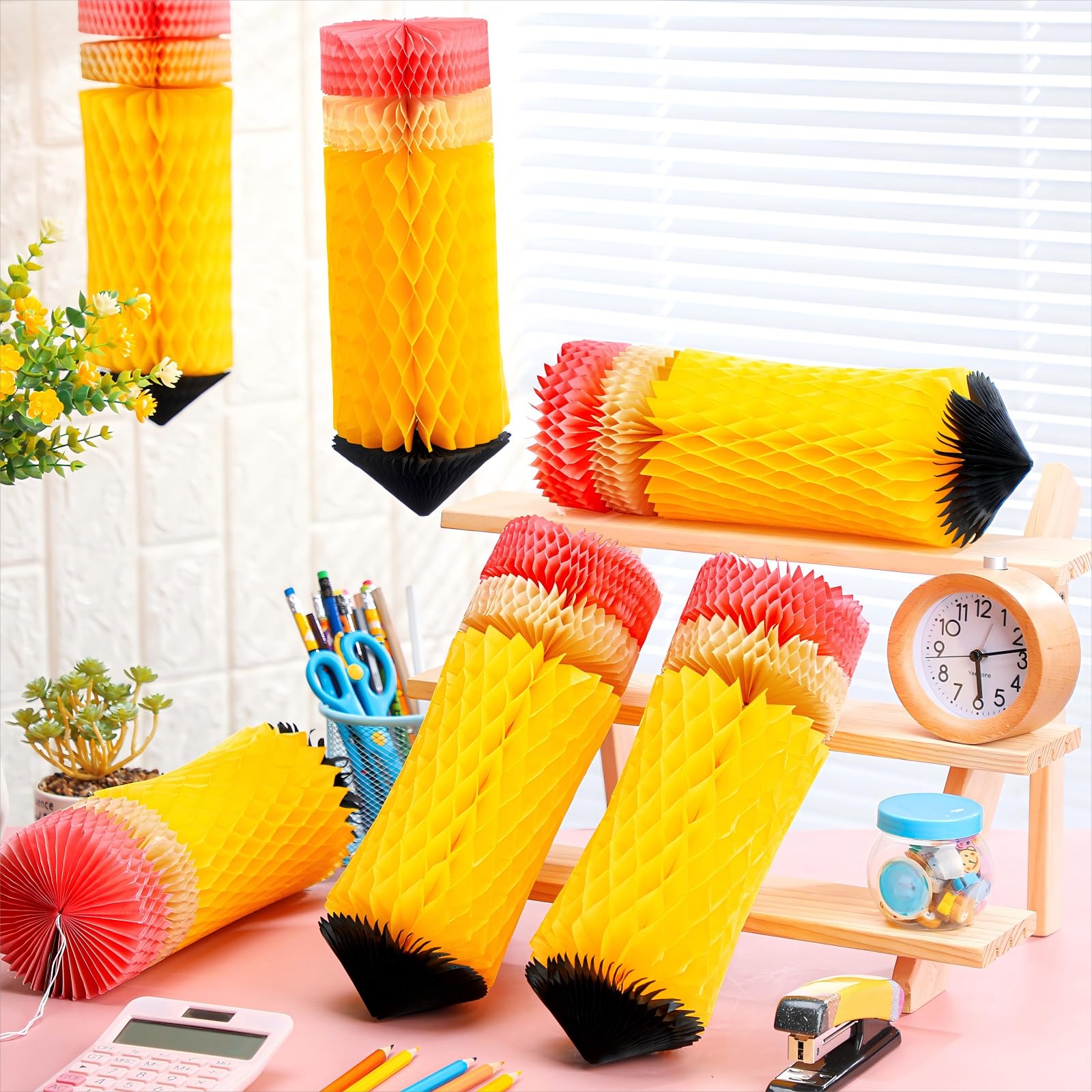 ZAYIUKI Crayon Suspendu En Nid D'abeille En Papier De Soie Pour Crayons Décorations Suspendues Pour La Salle De Classe Pour Le Plafond Et La Fenêtre De La Salle De Classe Fournitures De