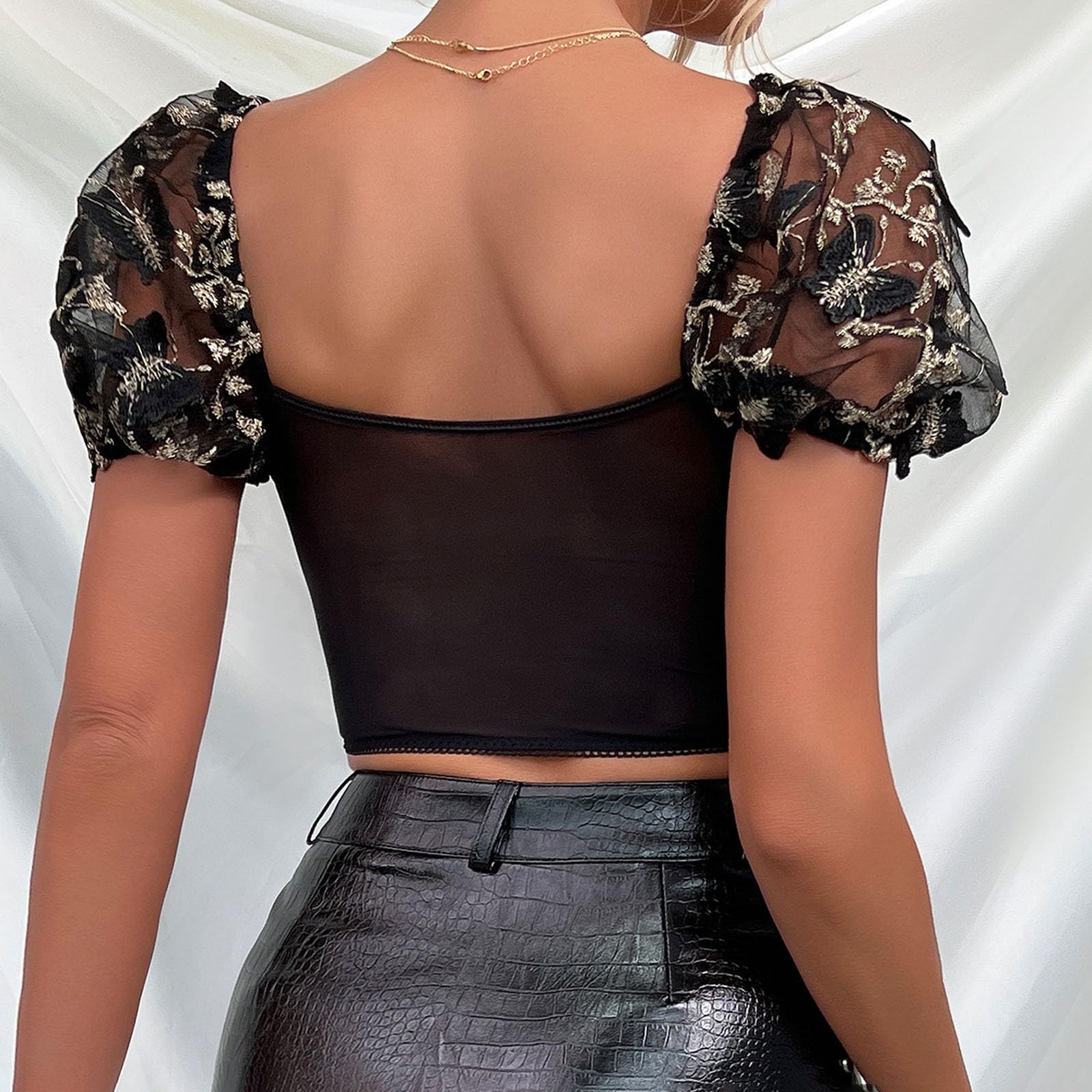 Camicetta tradizionale da donna con chiusura alta, a maniche lunghe, elegante, con inserto in pizzo, corsetto elegante, maniche svasate, top corto con camicetta in pizzo per