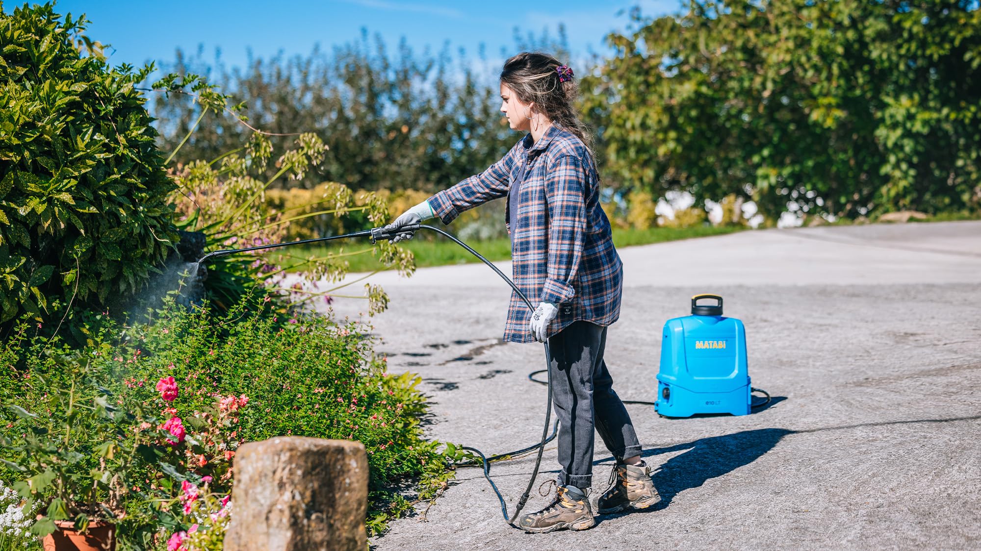 Spruzzatore Elettrico Matabi e10 LT - Batteria Estraibile Li-Ion - Autonomia 150L - Design Compatto e Leggero - Cinghie Imbottite - Serbatoio Ergonomico - Ugelli Inclusi - Fatto in UE