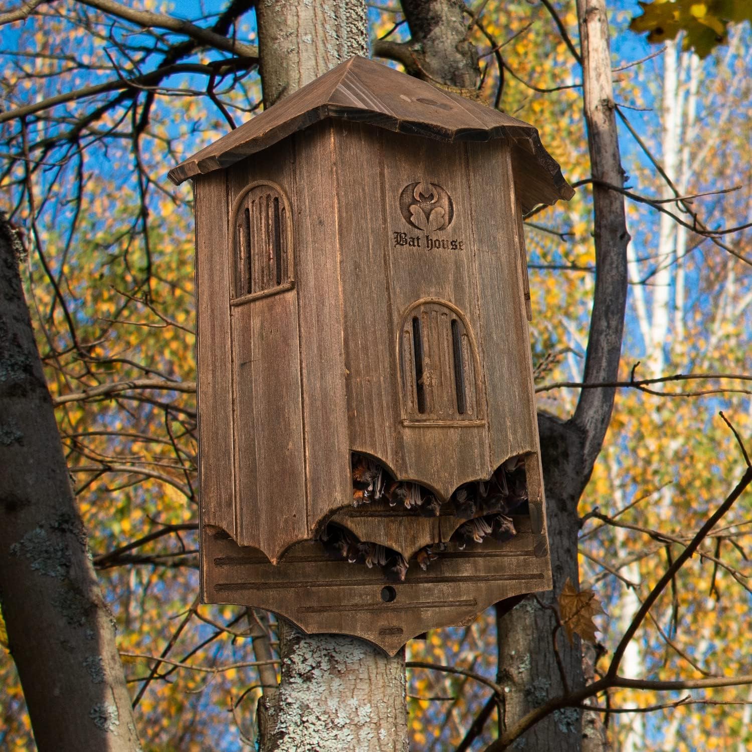 VIREESR Casas de madera para murciélagos de castillo para exteriores, cajas de murciélagos para exteriores, caja grande de tres cámaras perfectamente diseñada para atraer murciélagos, duraderas y