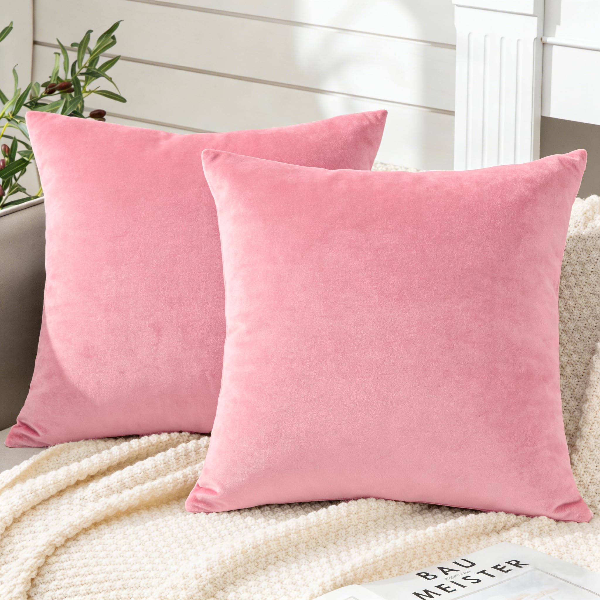 Soifox Pack of 2 Velvet Cushion Covers Pink Decorative Square Throw Pillow Covers Pillowcases 50x50 cm 20x20 Inch Cushion Case Home Decor Pillow Cases for Couch Sofa Living Room Bed