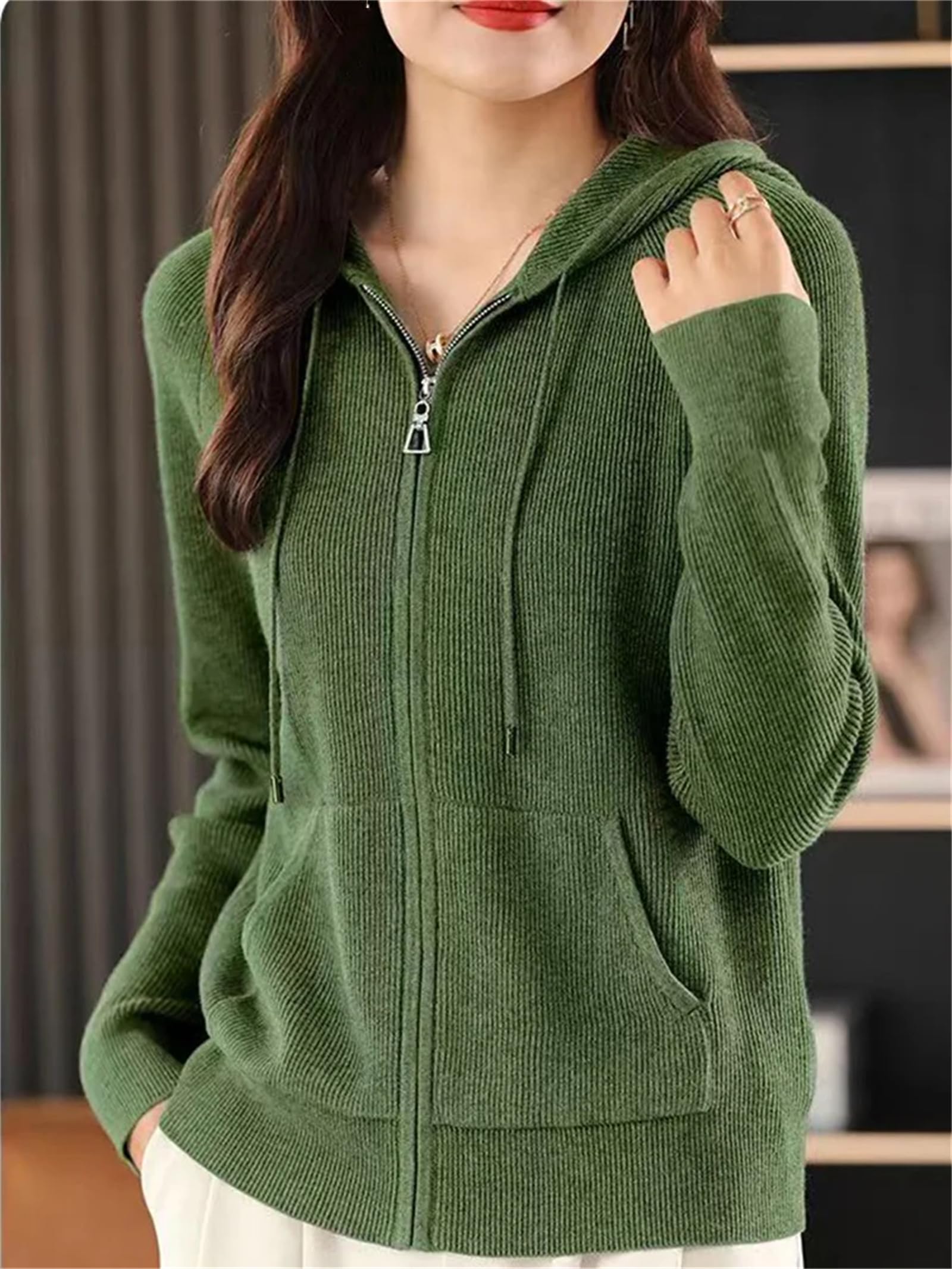 Maglione da donna in lana lavorato a maglia a maniche lunghe con cerniera e cappuccio in cashmere