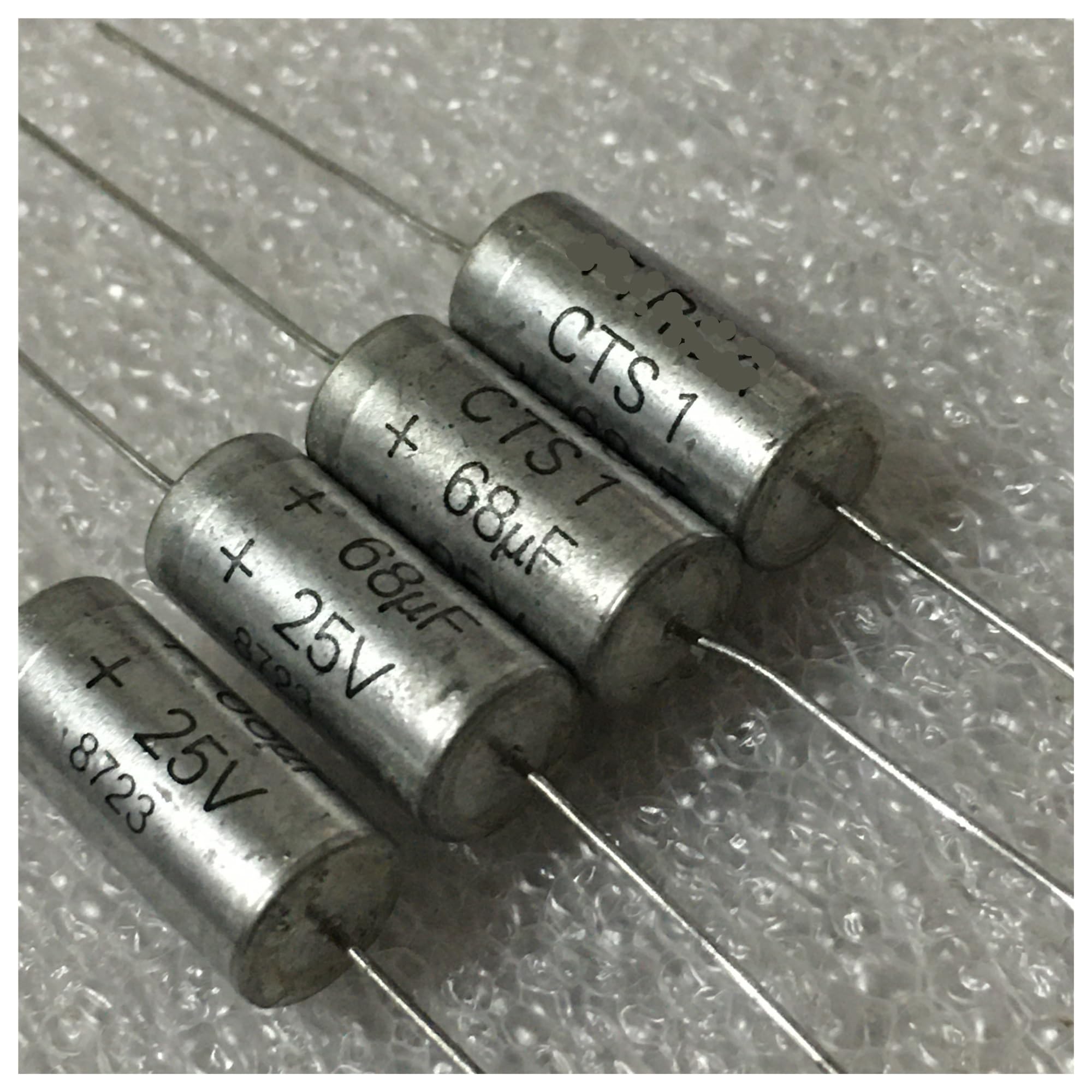 LEOTNNDQ 1pcs CTS1 Series 68UF 25V Audio Electrolytic Capacitors