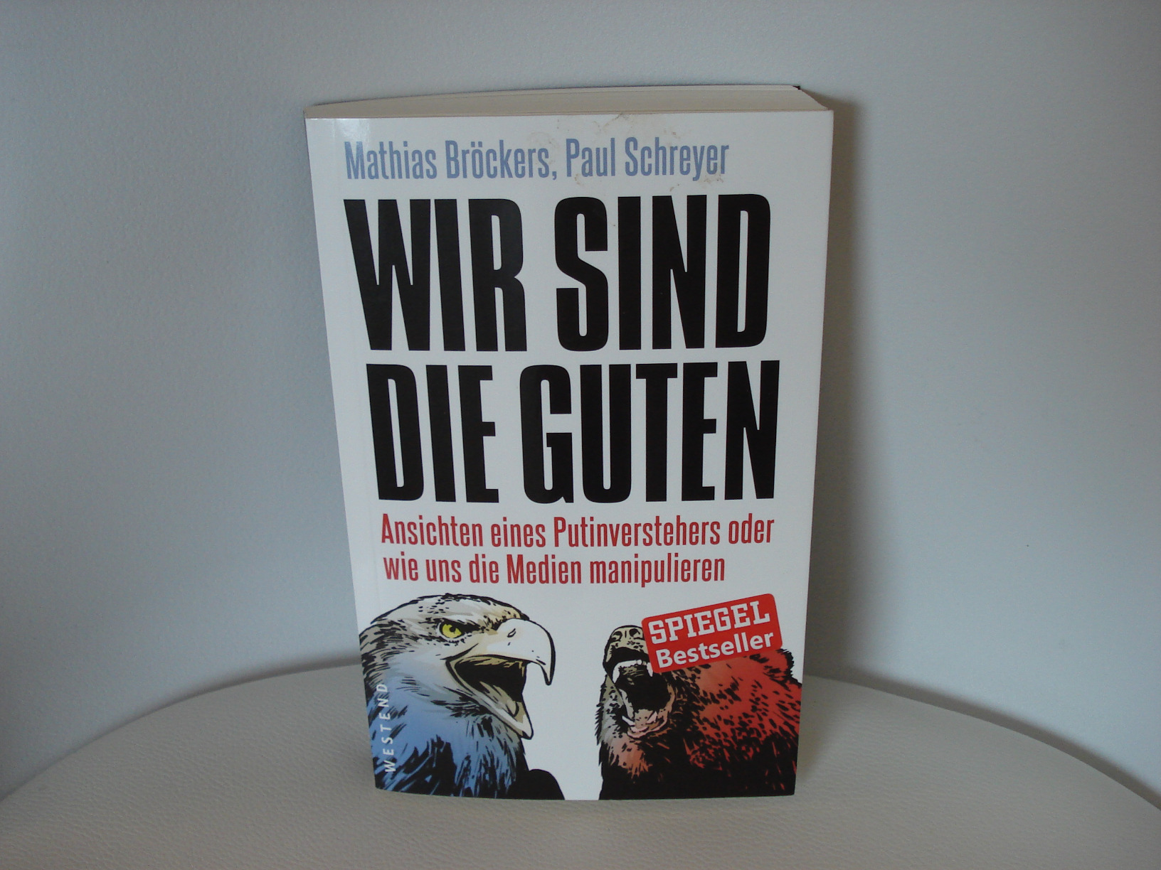 WIE DIE MEDIEN MANIPULIEREN