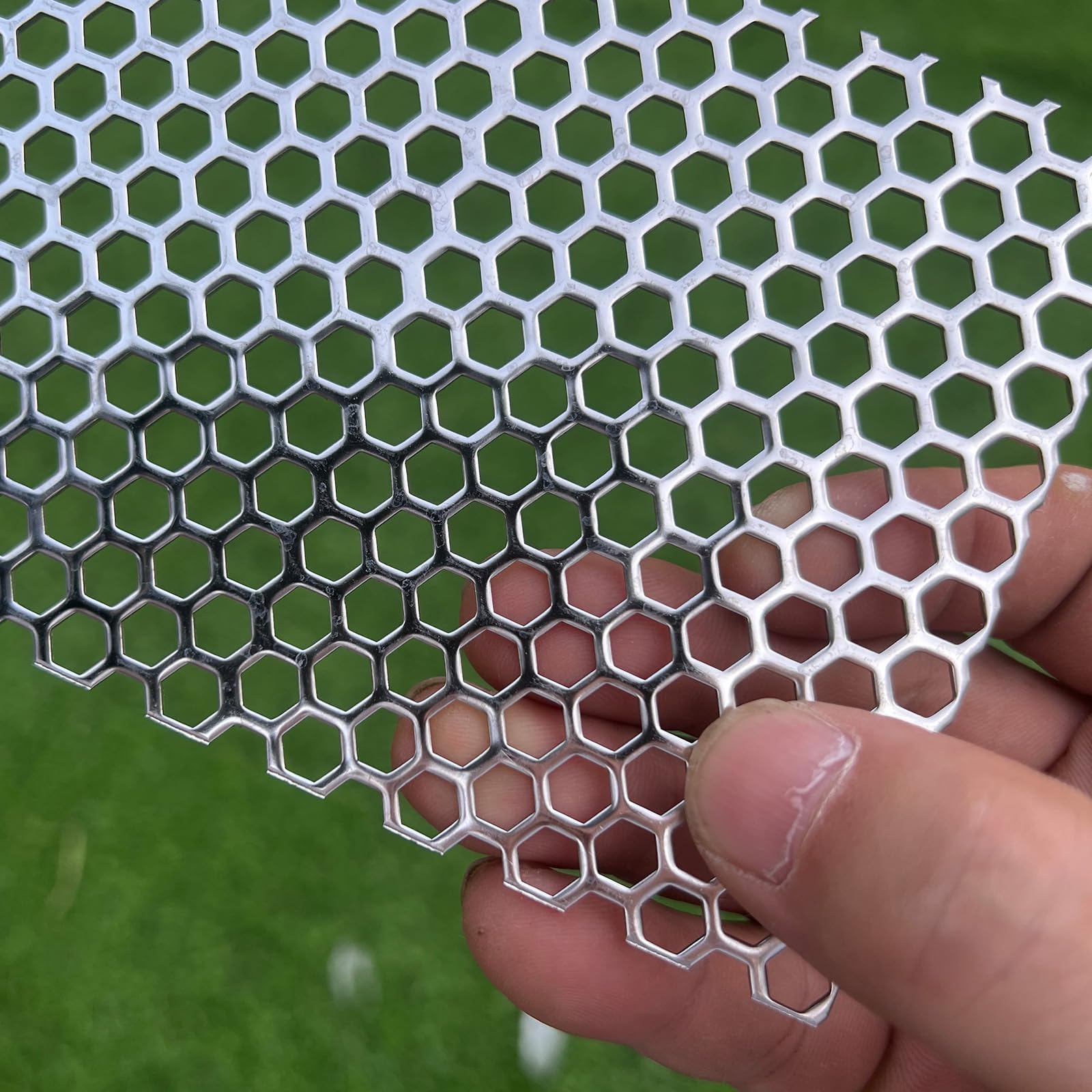 FengYoo 7.8"x3.9" Perforated Metal Sheets 19 Gauge Expanded Metal Mesh Opening Hexagonal Hole 1/4" (About 6mm) Perforated 304 Stainless Steel Sheet