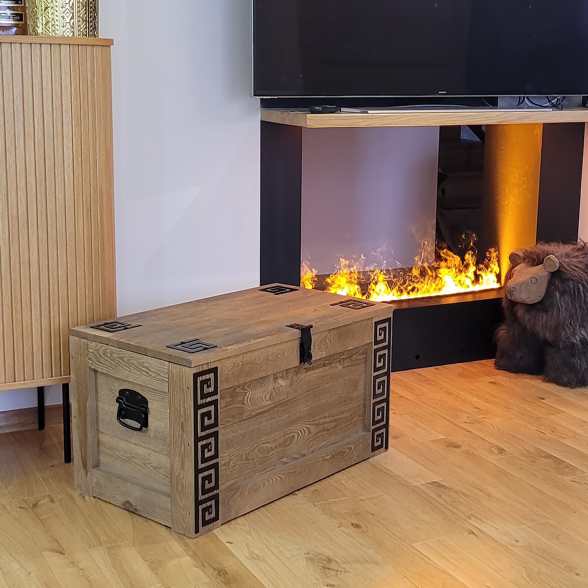 weeco Baúl de madera con diseño griego con ruedas, caja de madera de 80 x 47 x 45 cm, mesa de café, cofre del tesoro, mesa auxiliar, tapa plegable y espacio de almacenamiento, caja de muebles de