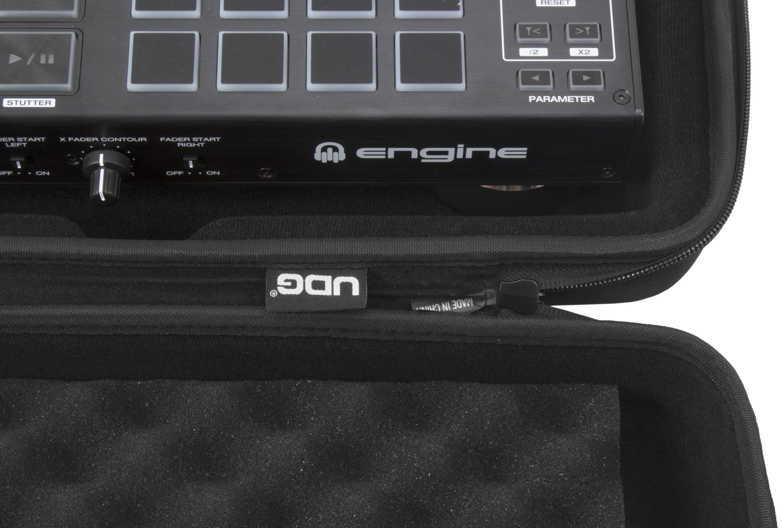 UDG U8310BL Creator Denon DJ Prime 4 Hardcase Nero