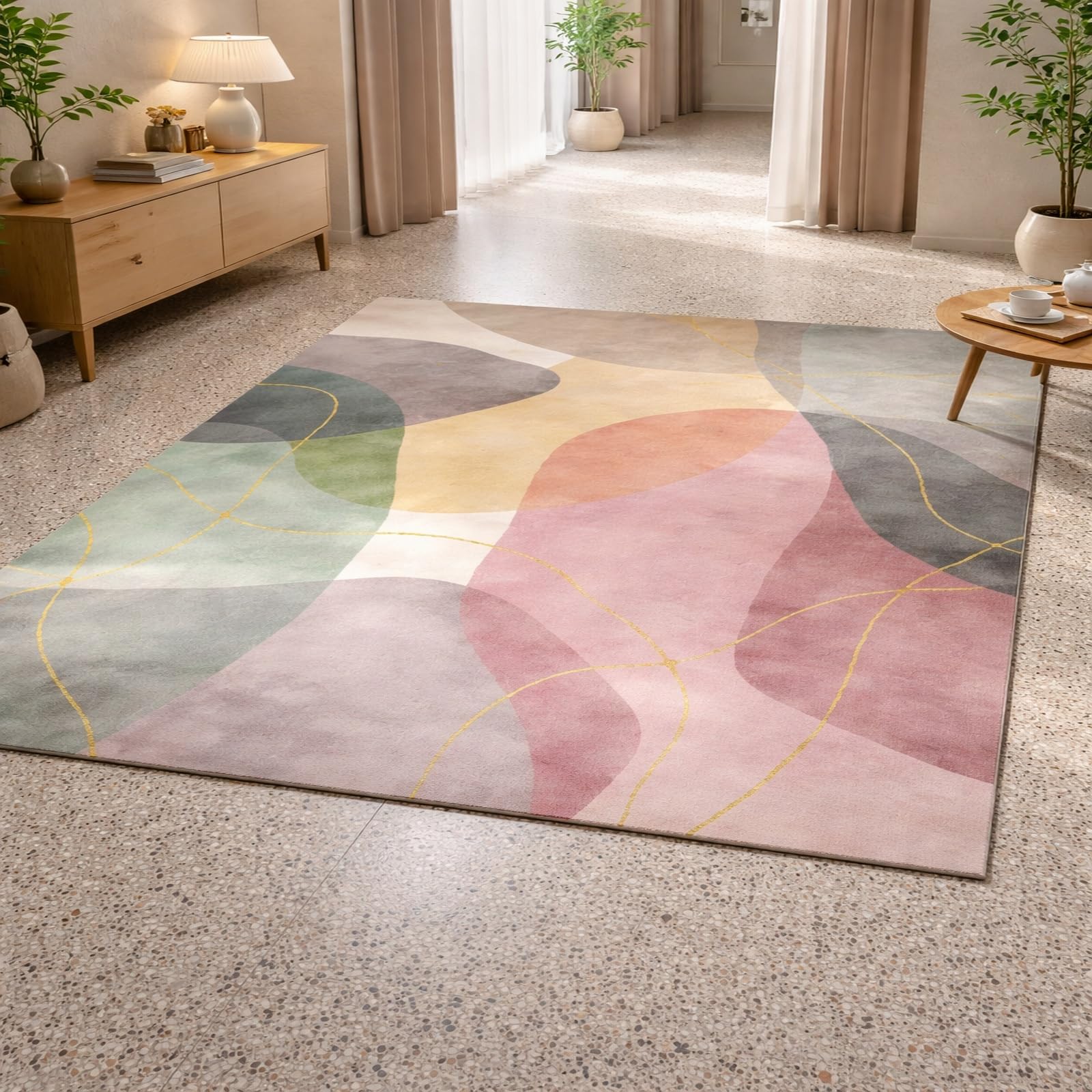 Tapis rose moderne facile d'entretien et lavable pour salon dynamique