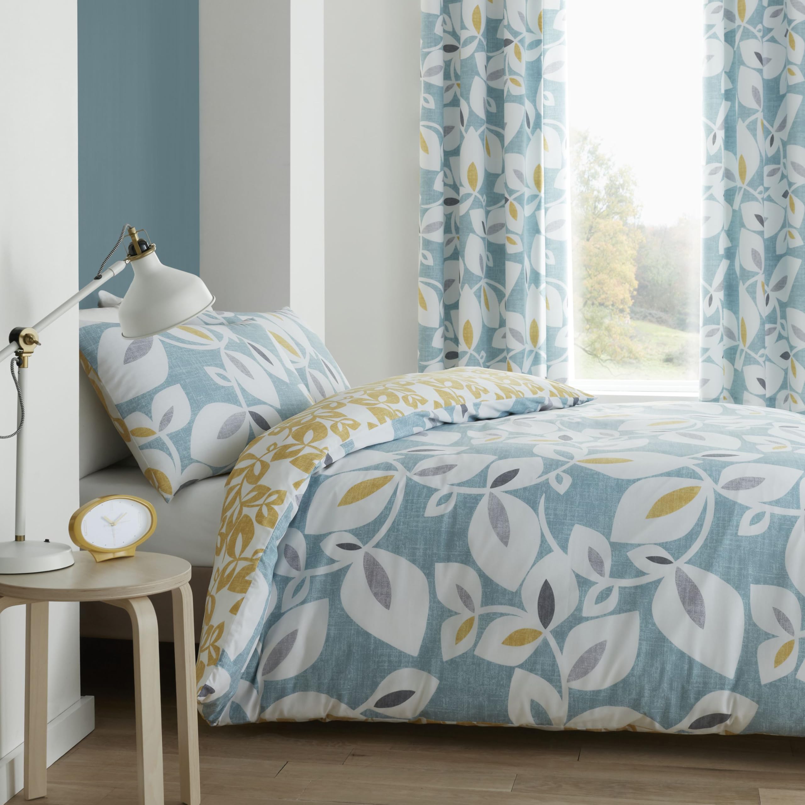 Julian Charles Green Catherine Lansfield Inga Leaf Teal Reversible Duvet Set - King Size