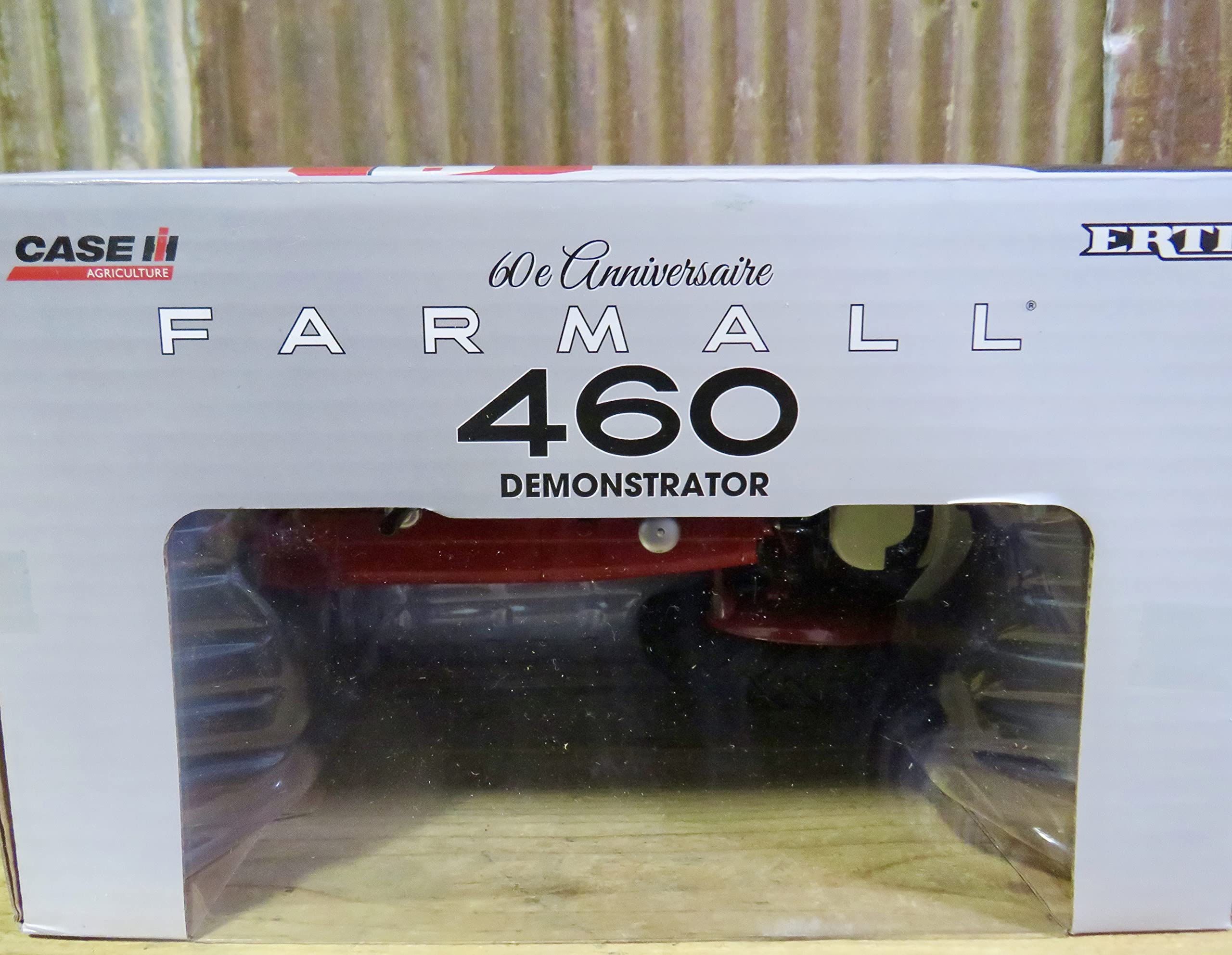 Amazon.com: ERTL 1/16 IH Farmall 460 Narrow, 60th Anniversary  display picture 1