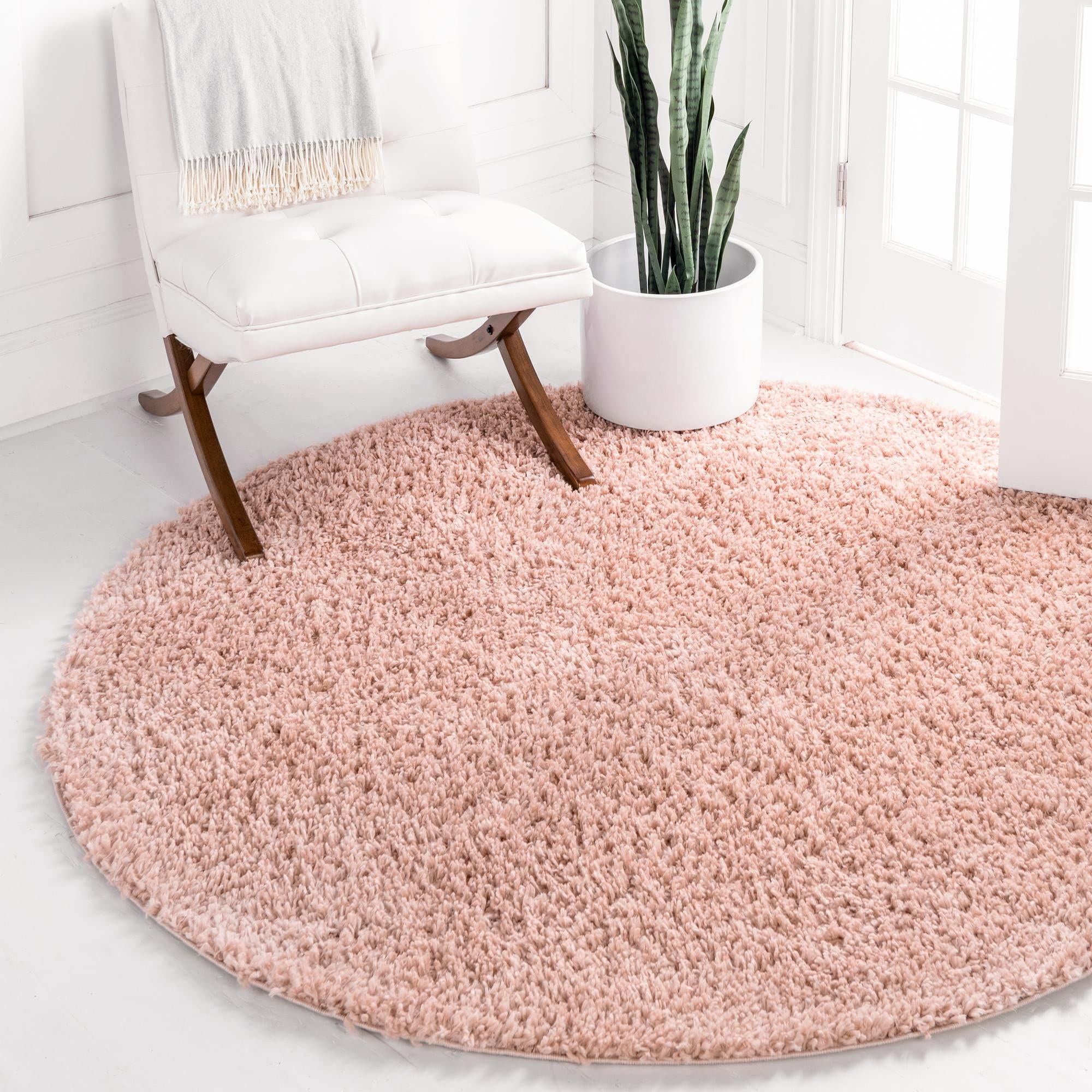 Rugs.com Zermatt Shag Collection Rug – 5' Round Dusty Rose Shag Rug Perfect for Kitchens, Dining Rooms