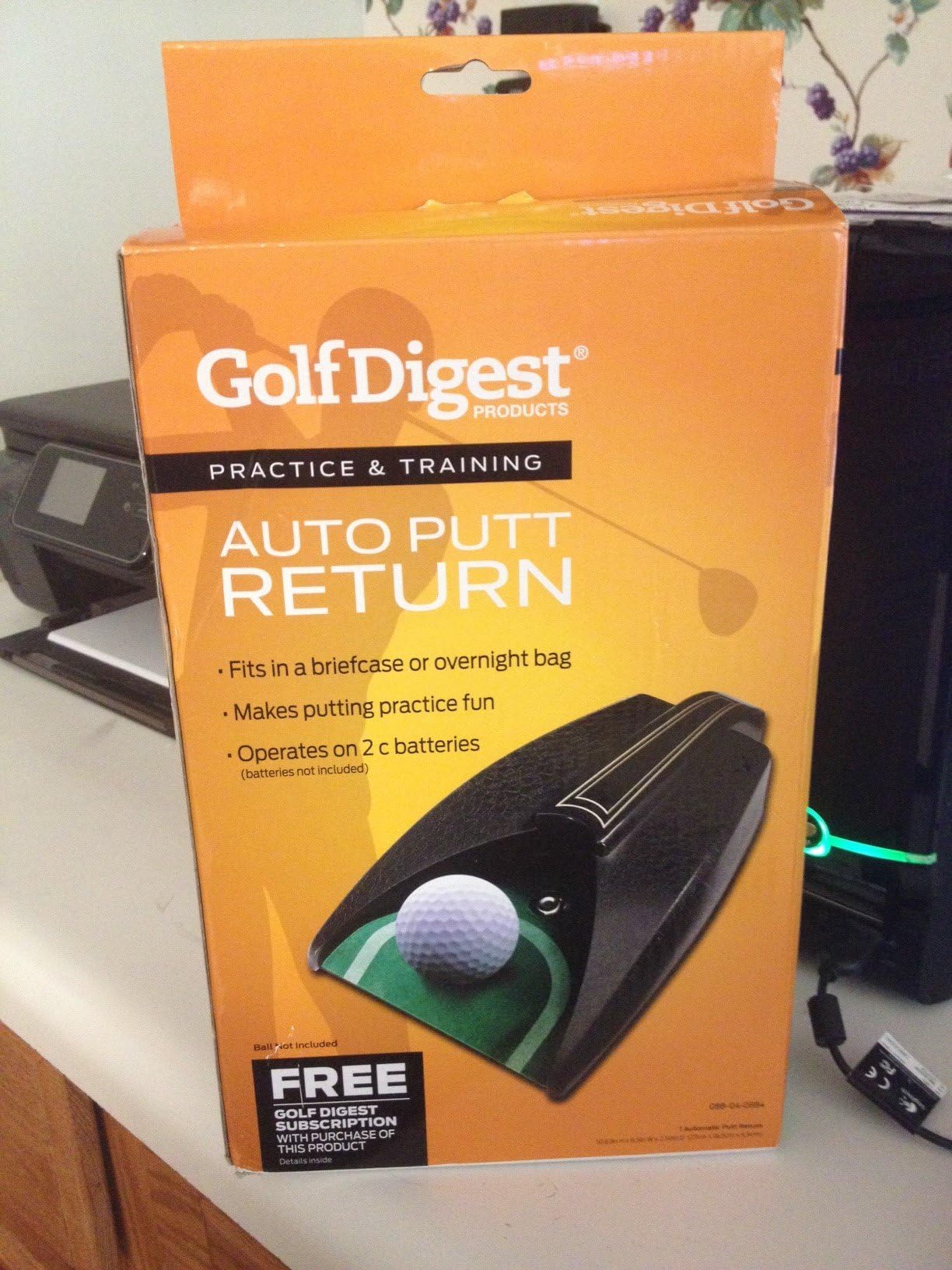 GOLF DIGEST AUTOMATIC PUTT RETURN Practice & Short Game Portable Training NIB