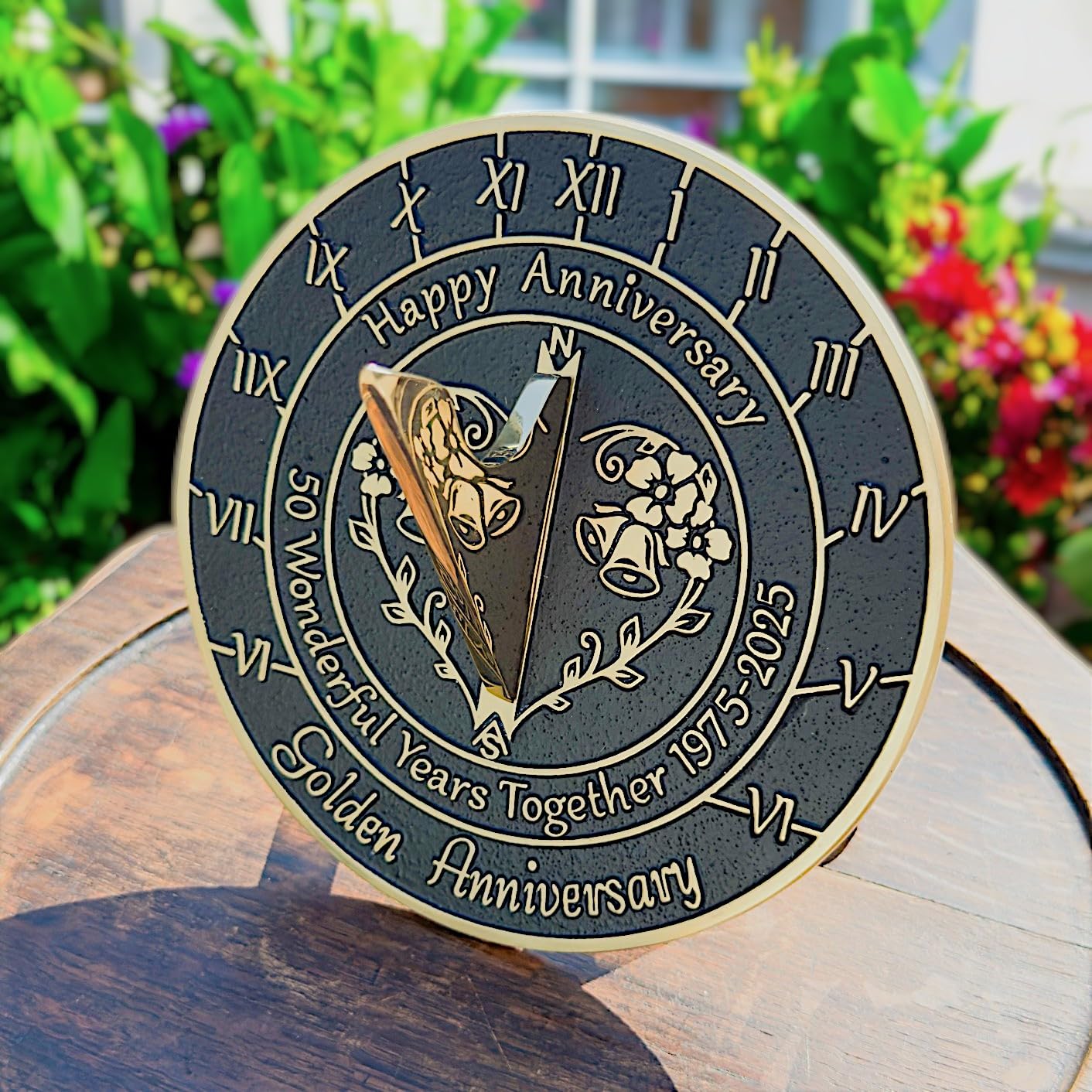 Meridiana regalo per anniversario per il 50° anniversario di matrimonio d'oro nel 2025, decorazione per la casa in metallo riciclato o idea regalo per il giardino, fatta a mano nel Regno Unito per