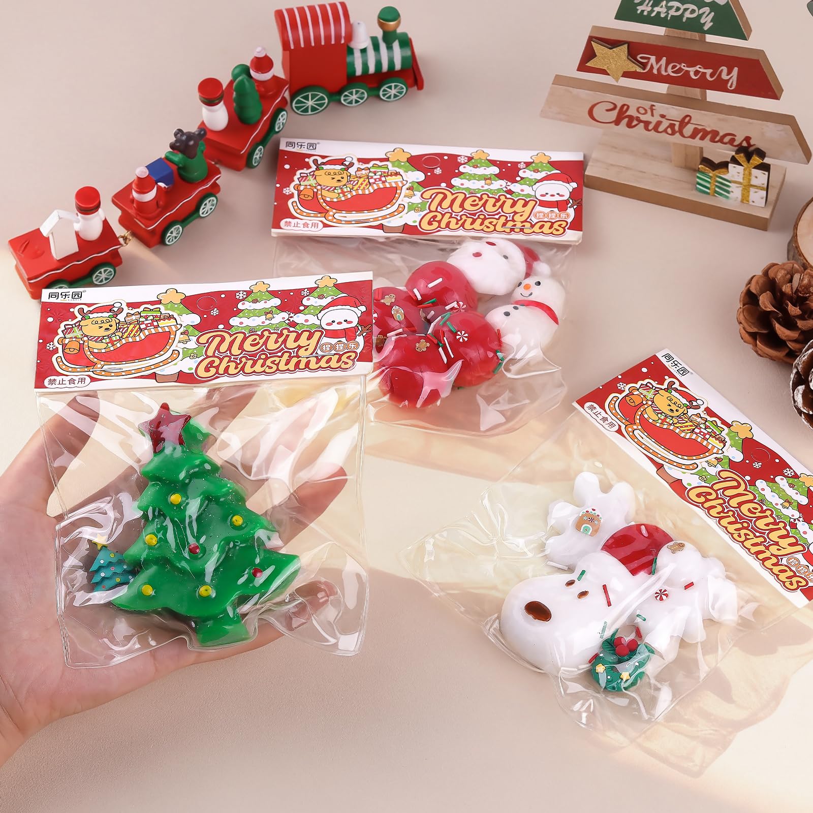 Anboor Christmas Squishy Toy - Image 3