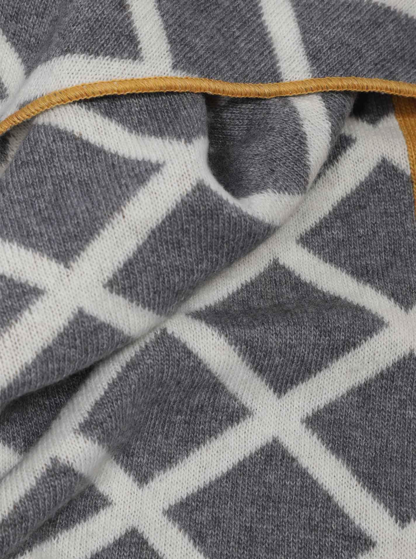 Zwillingsherz Dreieckstuch Stola Schal mit Kaschmir und Wolle für Damen Mädchen Jungen Kinder - Hochwertiges Cashmere Halstuch im Karo Muster Motiv - Damenschal für Sommer Herbst Winter