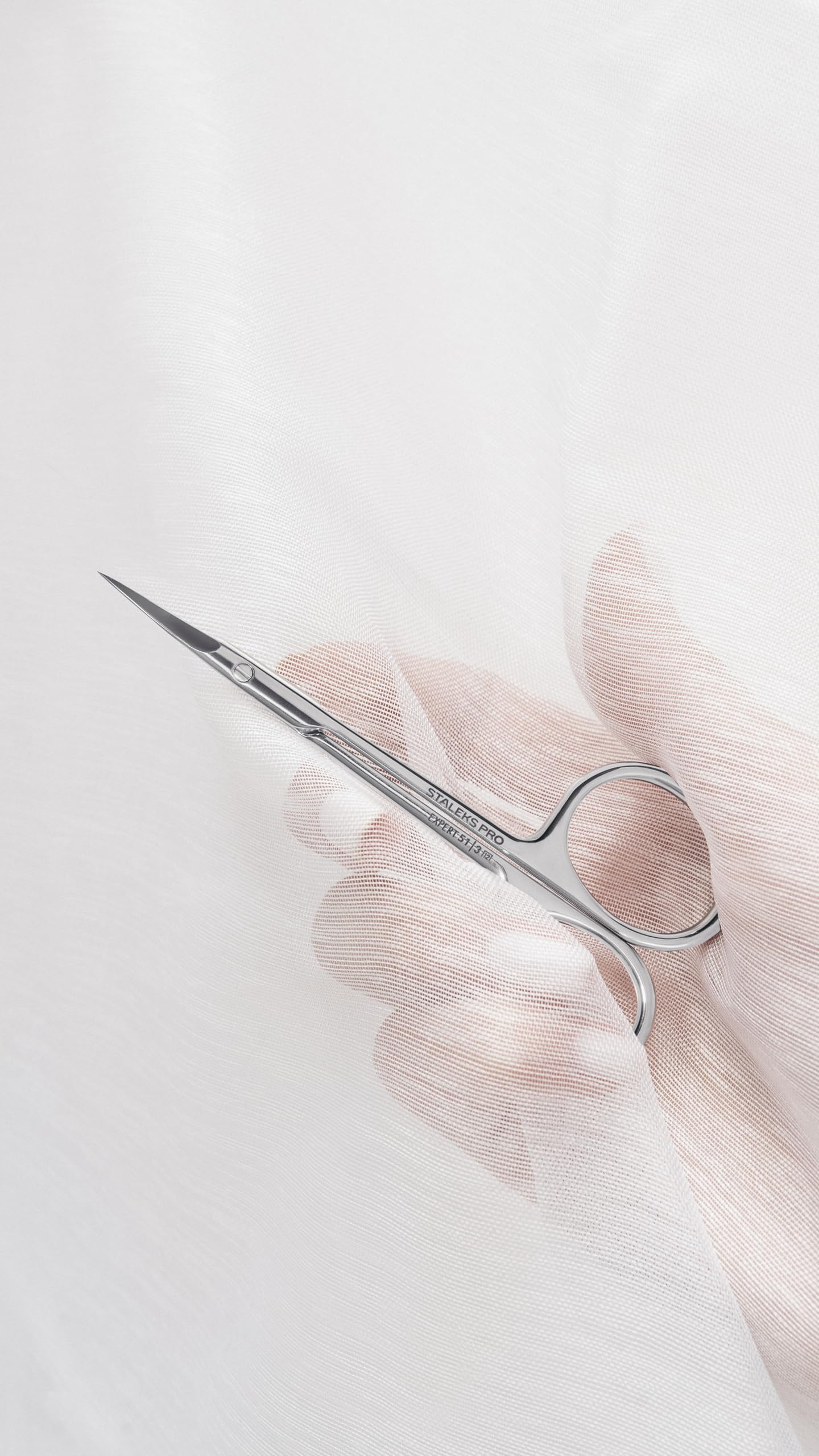 STALEKS PRO Forbici professionali per cuticole. Anelli ergonomici. Acciaio inossidabile. Expert SE-51/3