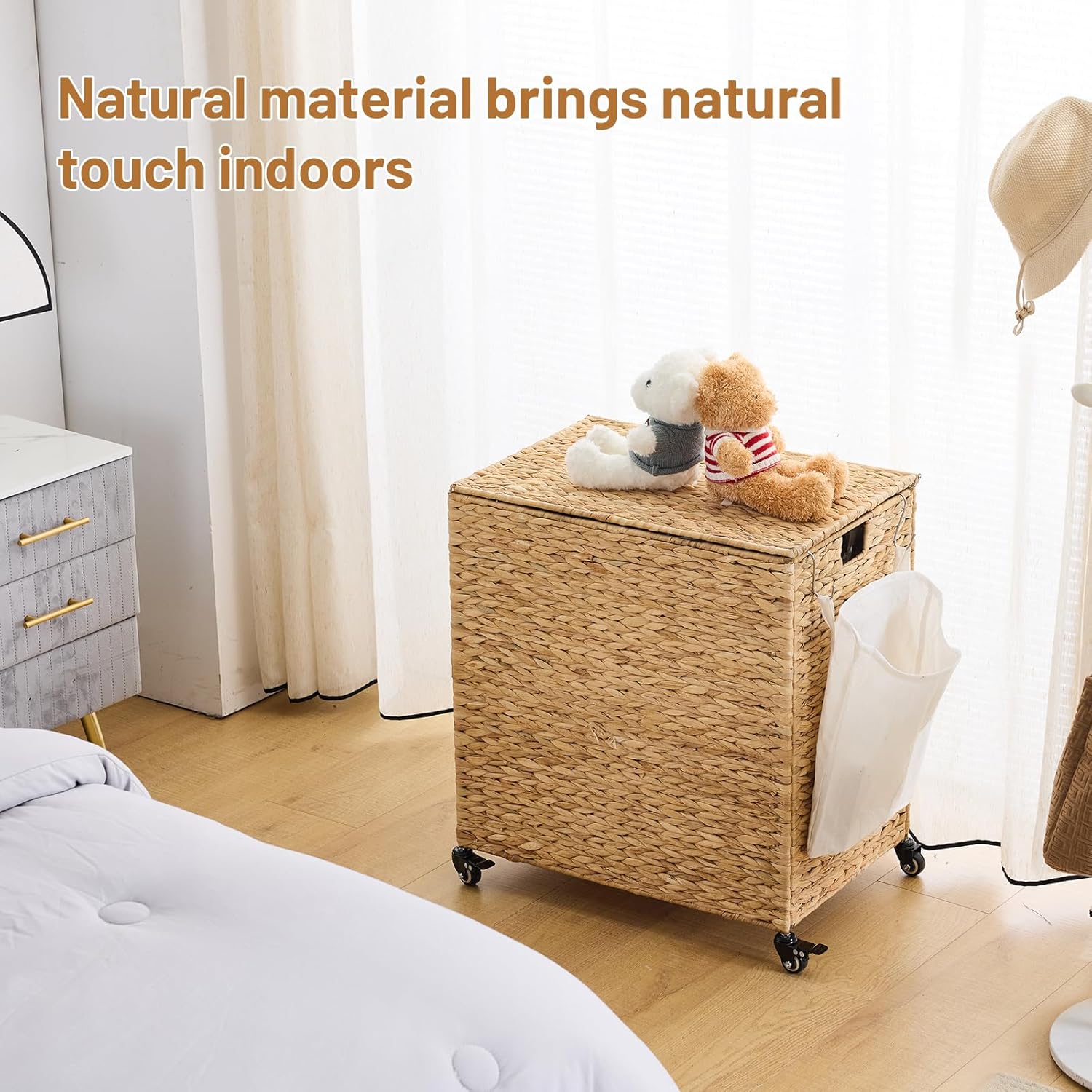 Laundry Hamper with Wheels, 40.92 Gallon(155L) Water Hyacinth Laundry Basket with Lid, 2-Section Wicker Clothes Hamper with 2 Removable Liners, Laundry Sorter with Side Pocket, Natural