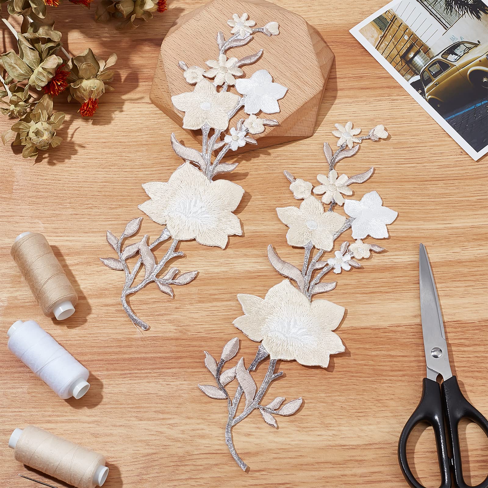 Lot De 4 Appliques Fleurs Brodées à Coudre - Patch DIY Pour Vêtements, Sacs Et Déco Maison - Blanc