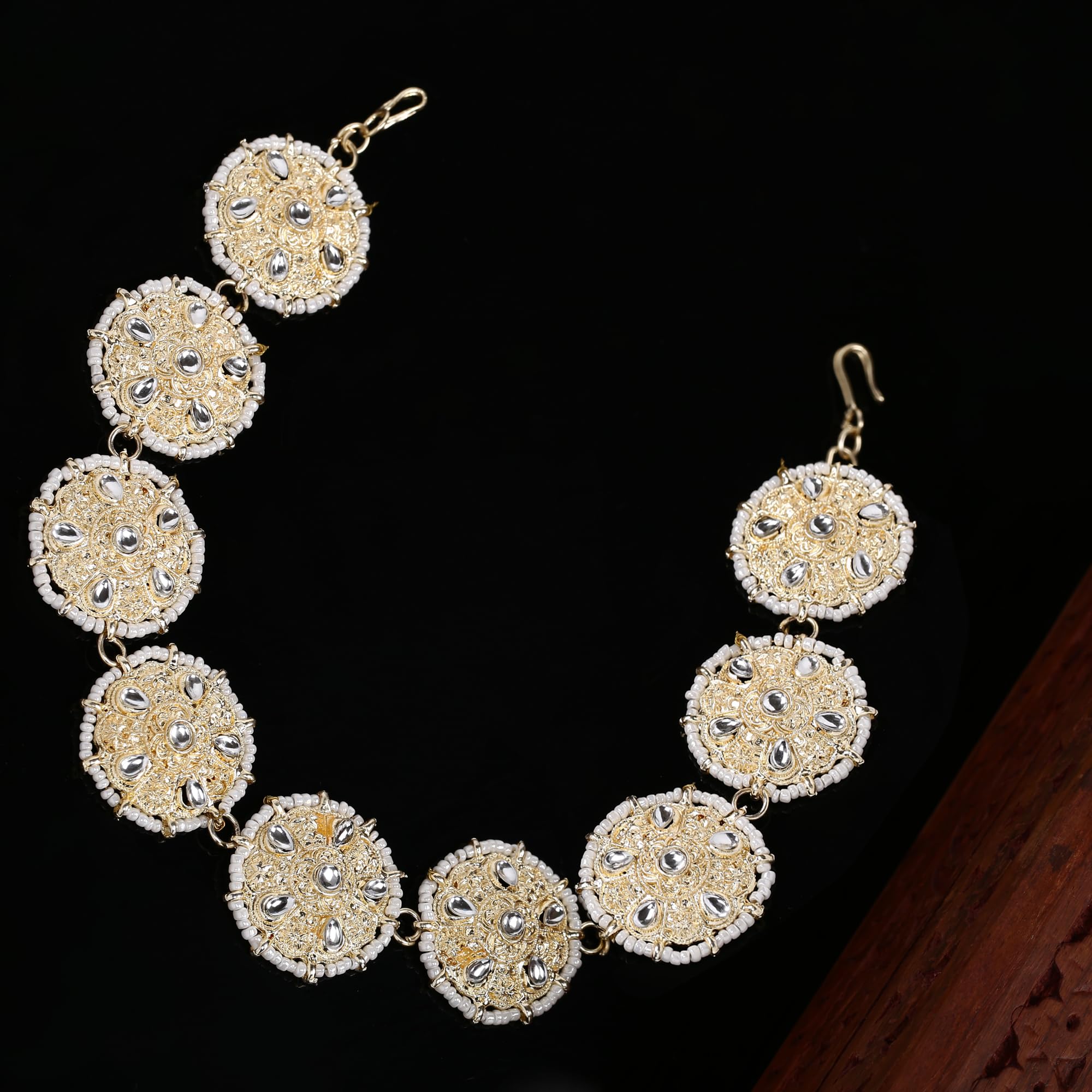 Stylish Kundan Sheeshphool Maang Tikka Mathapatti