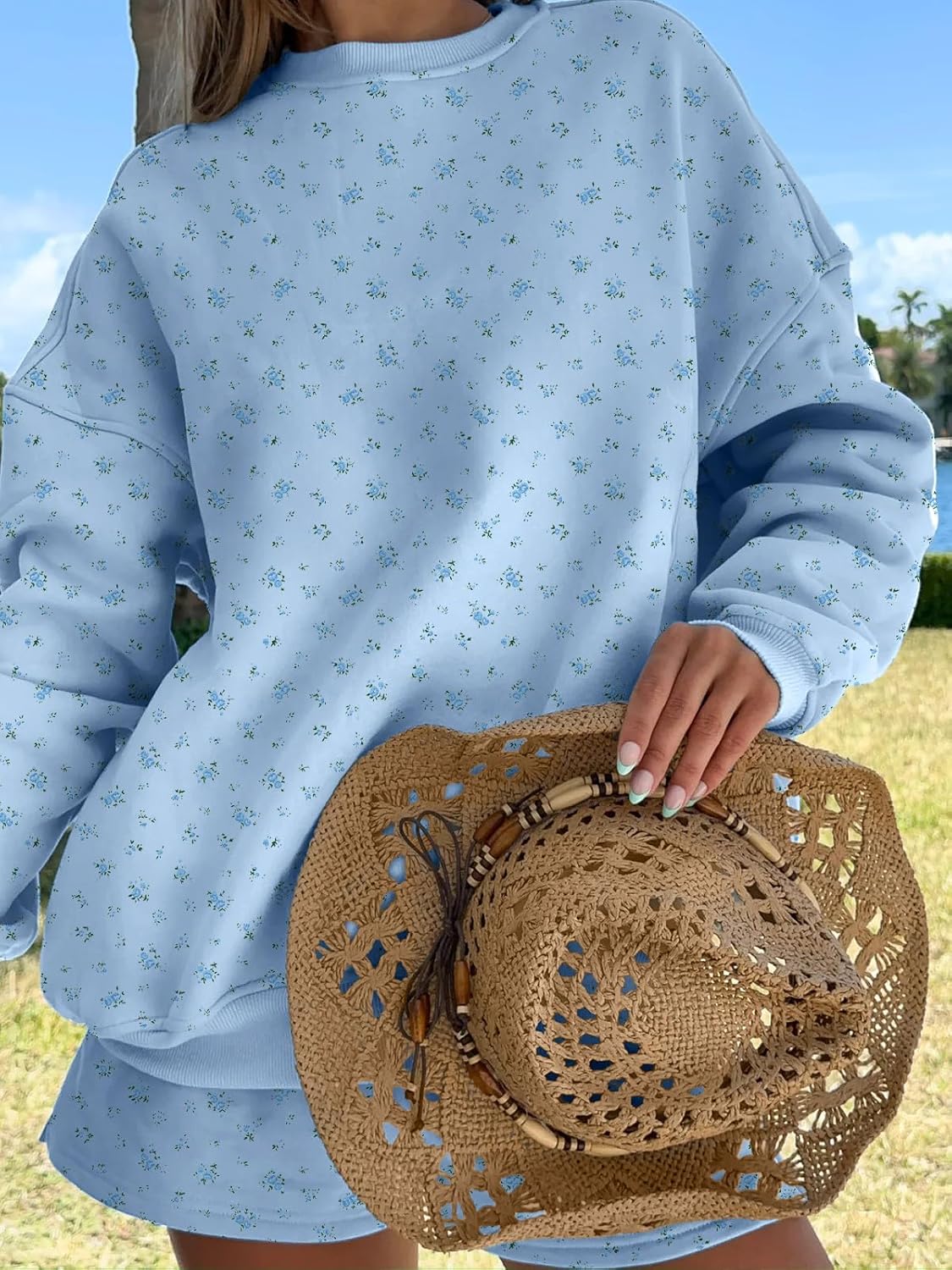 Womens Y2k Ditsy Floral Oversized Crew Neck Sweatshirts Fleece Long Sleeve Casual Pullover Fashion Hoodies - Image 4