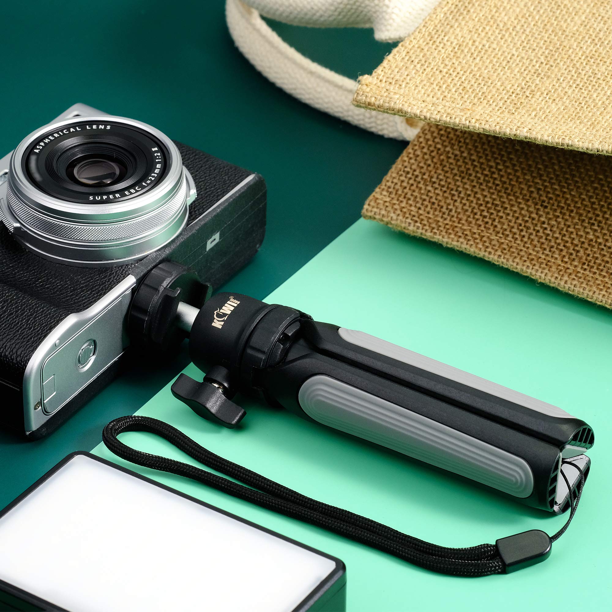 Treppiede Da Tavolo Nikon &ndash; Minipiedistallo Per Fotocamere Canon, Sony, Pentax &ndash; Modello ALM22042