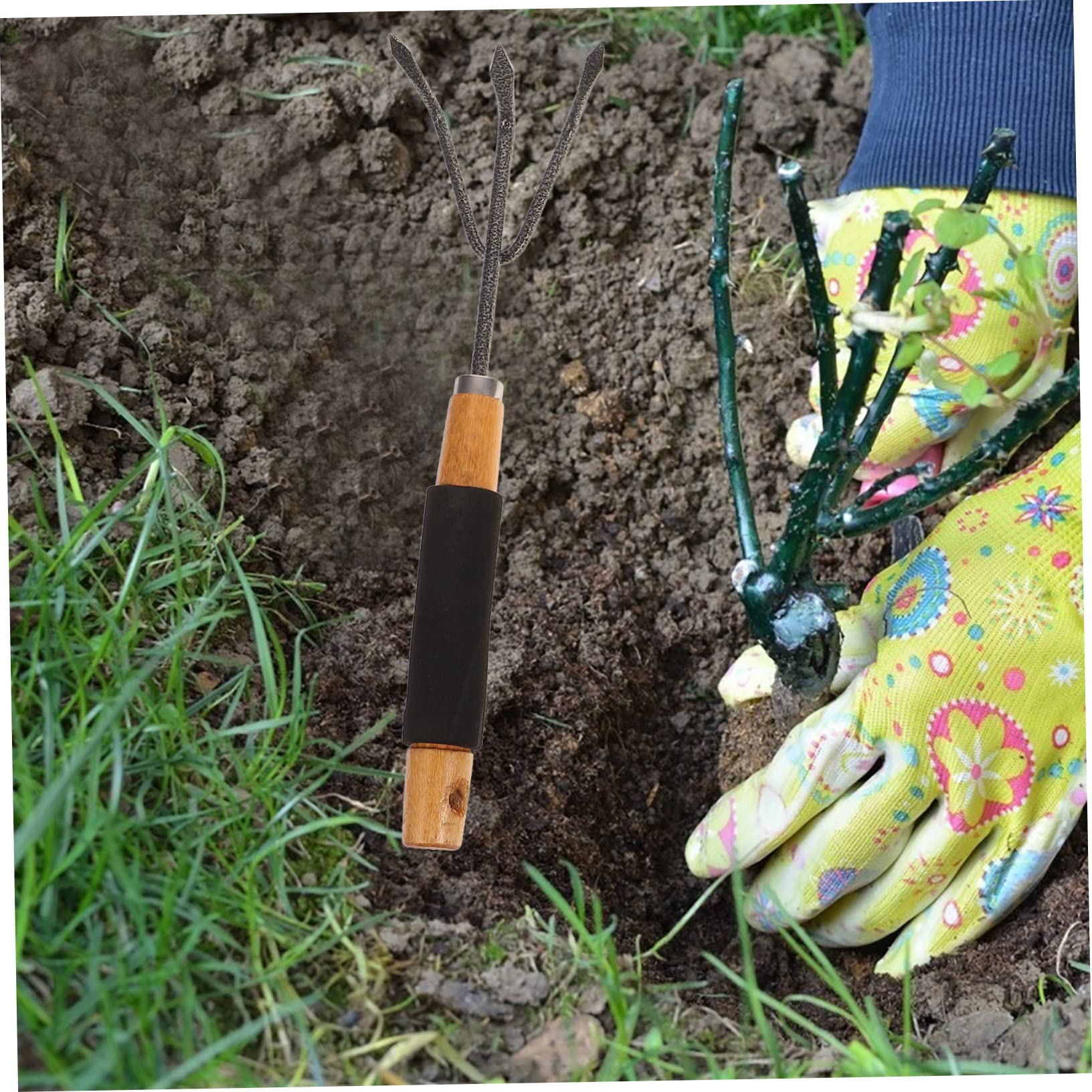 BESPORTBLE Ergonomic Wooden Handles 5pc Gardening Tool Set Shovels for Digging Rake for Leaves Perfect for Planting Shovels