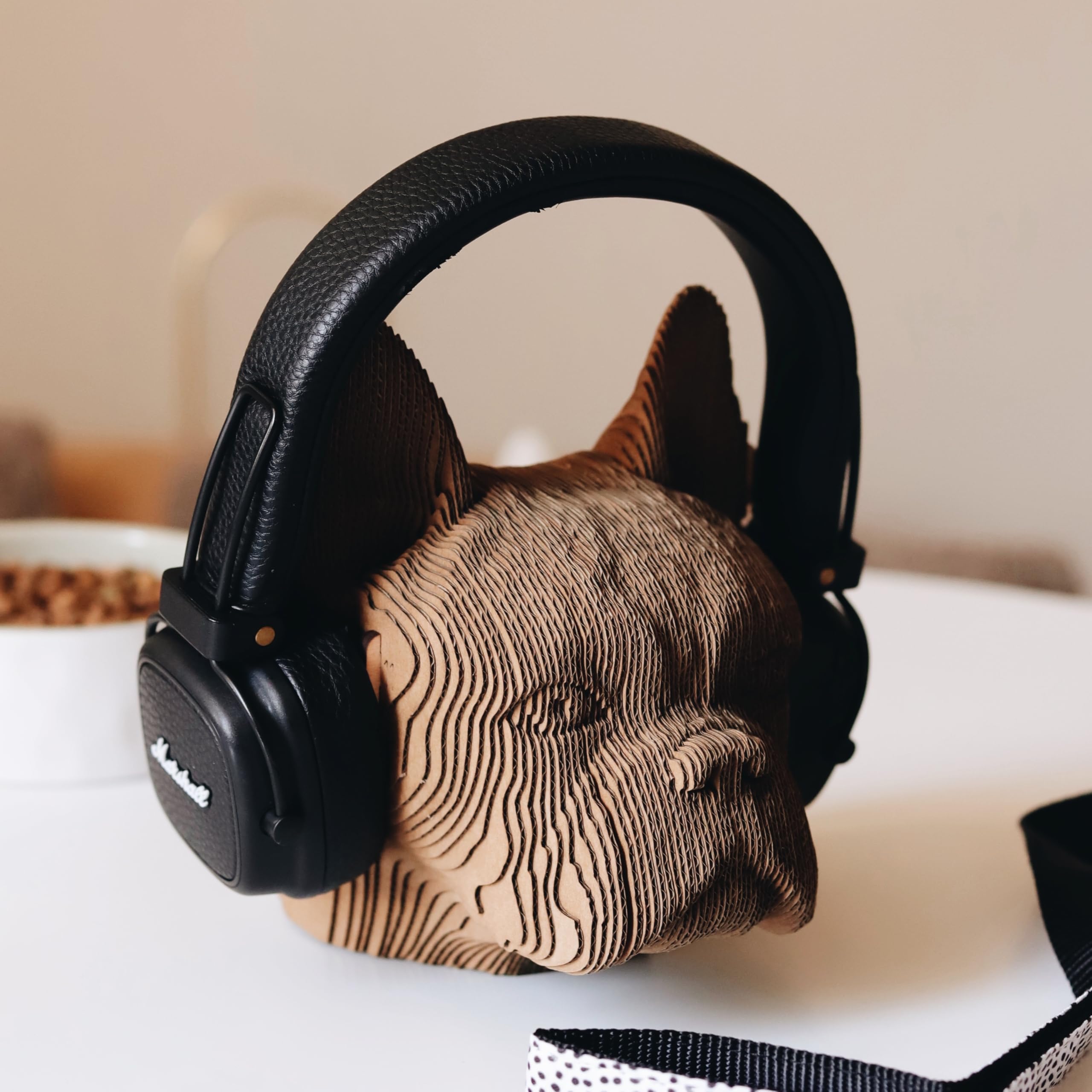 Bouledogue Français Puzzle 3D en Carton – Maquette à Monter | 131 Pièces, 15 × 15 × 12 cm – Kit Sculpture DIY à Peindre, Matériaux Recyclés, Ados & Adultes, Idée Cadeau Déco