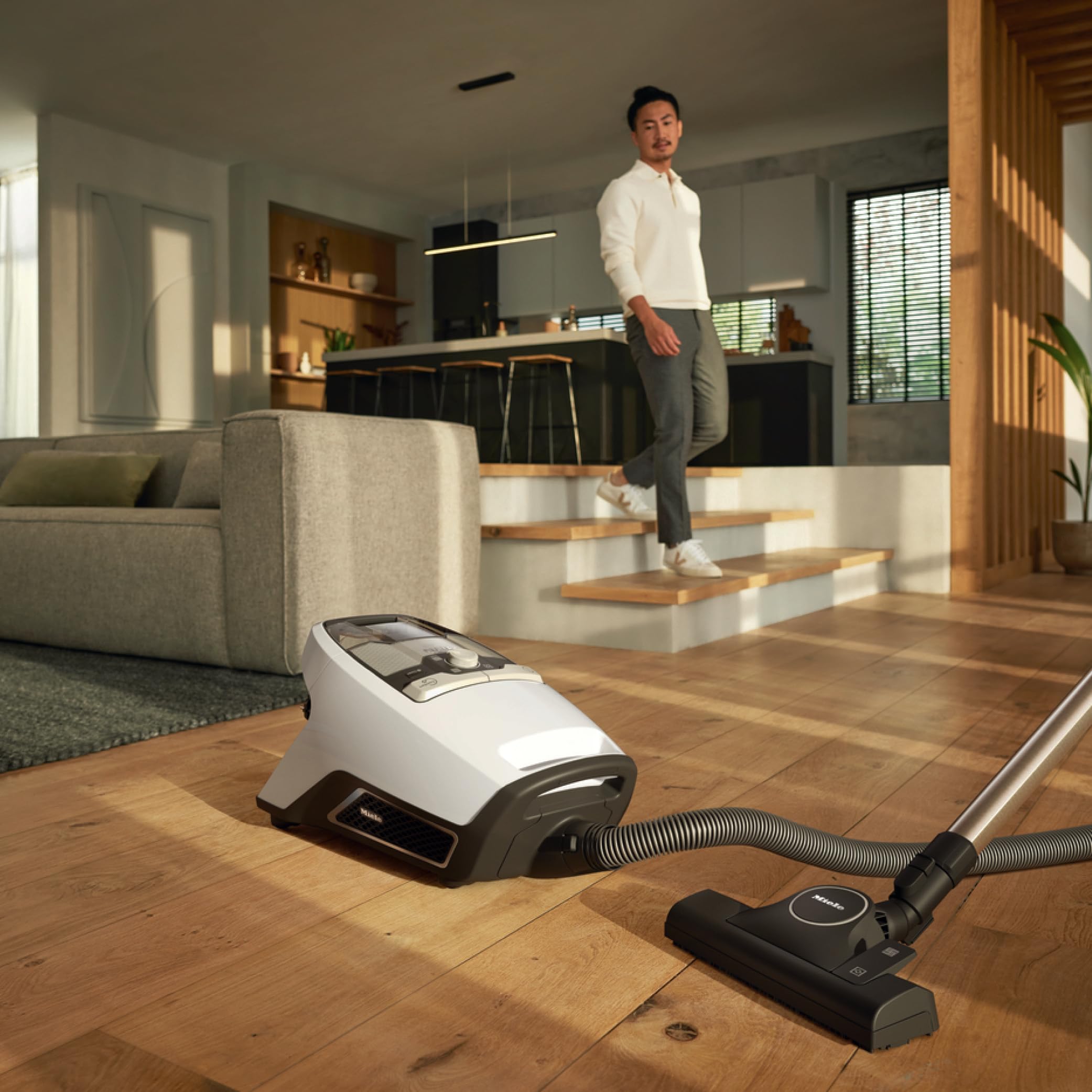 Miele 11805640 Cepillo universal AllTeQ, extraíble, para aspirar sin esfuerzo